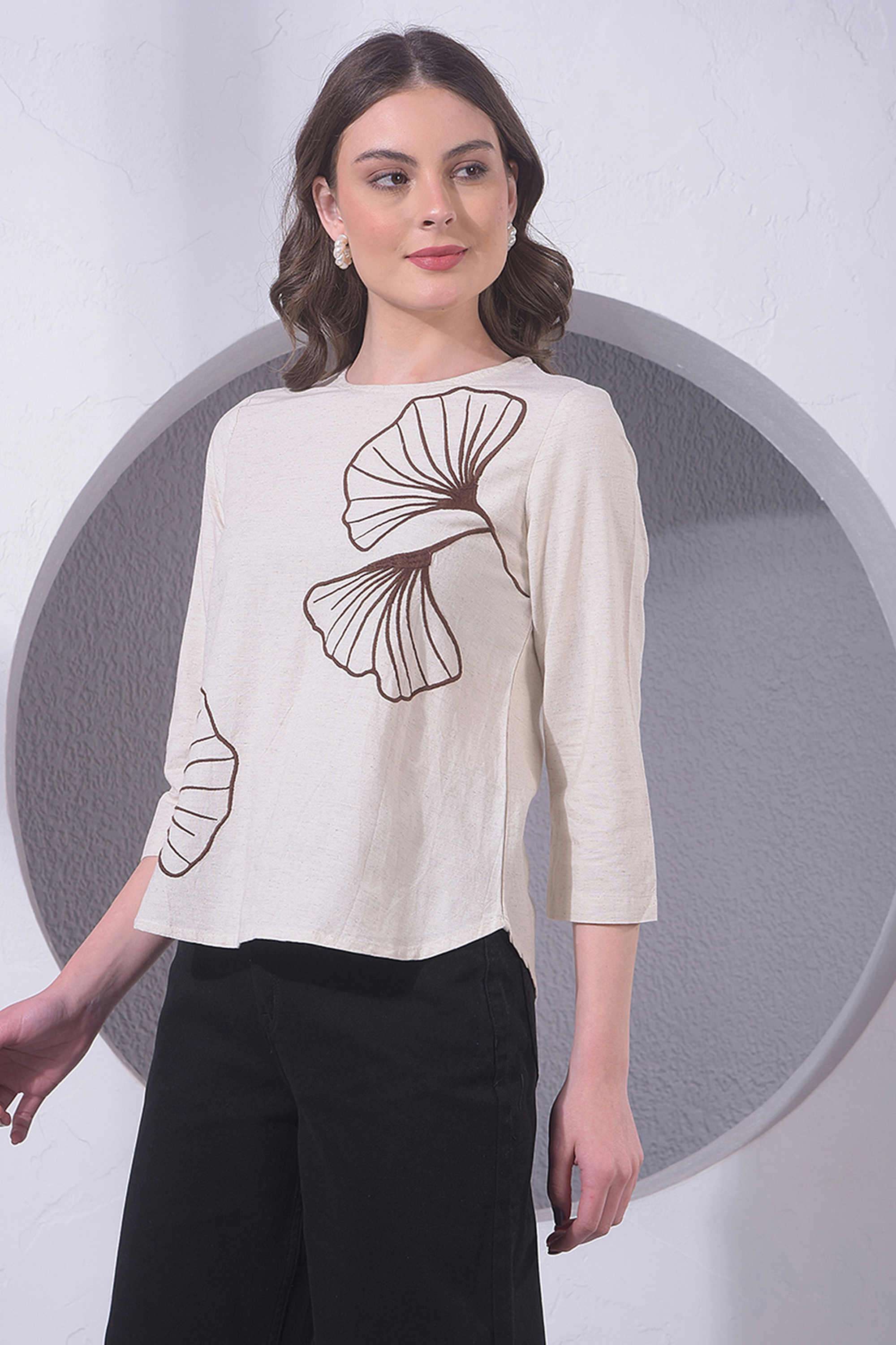 crimsoune club Embroidered Cotton Blend Round Neck Women's Top-picture-24