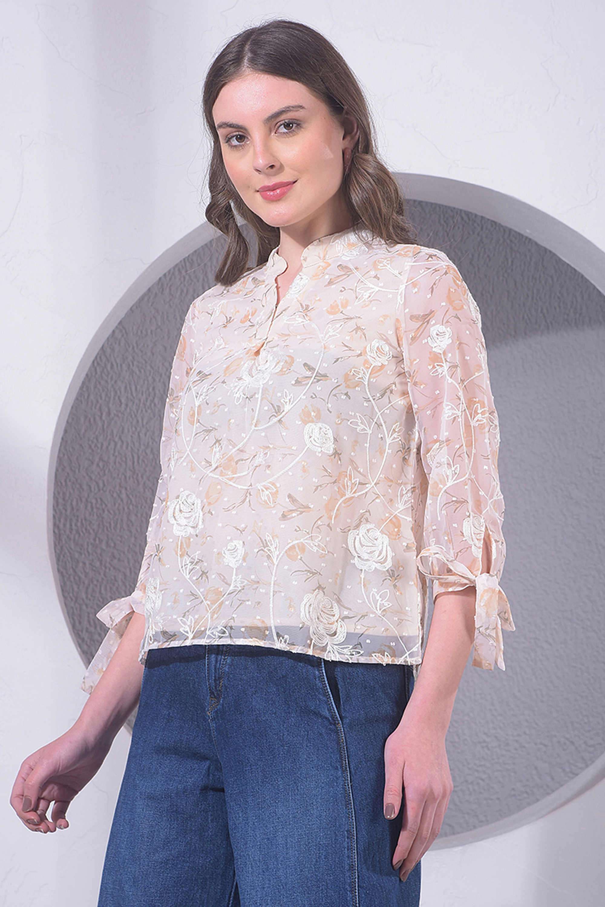 crimsoune club Embroidered Polyester V-Neck Women's Top-picture-19