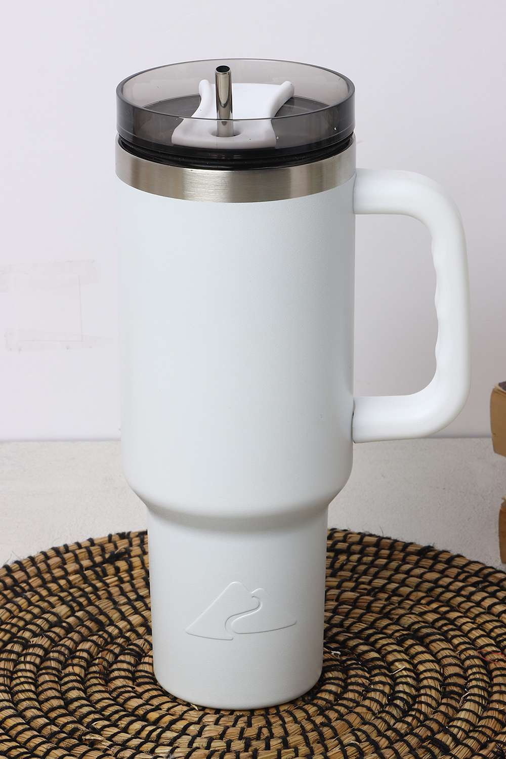 Sweet-Moments-Vacuum-Travel-Mug-White-1.2L