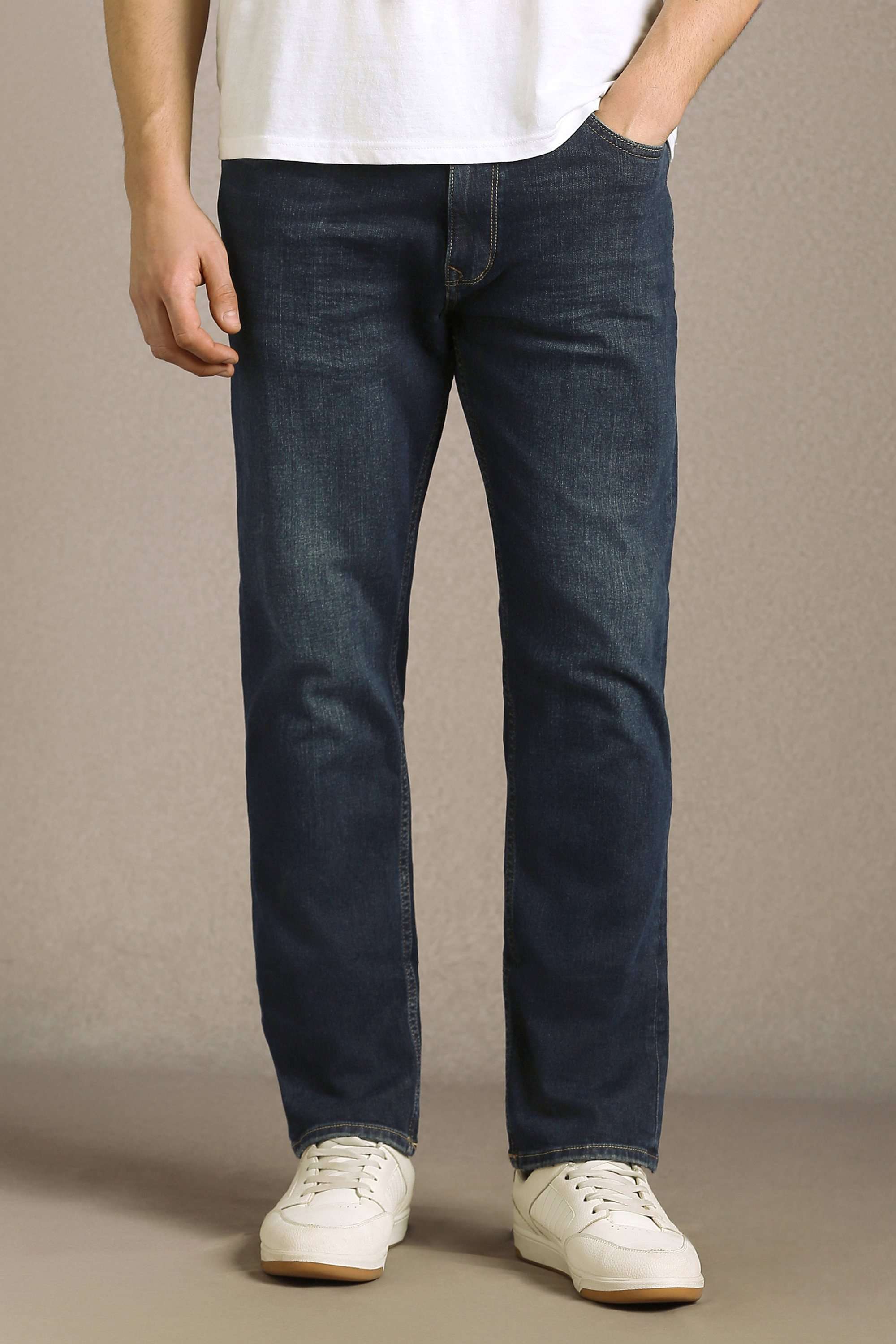 Cotton-Blend-Straight-Fit-Men-Jeans