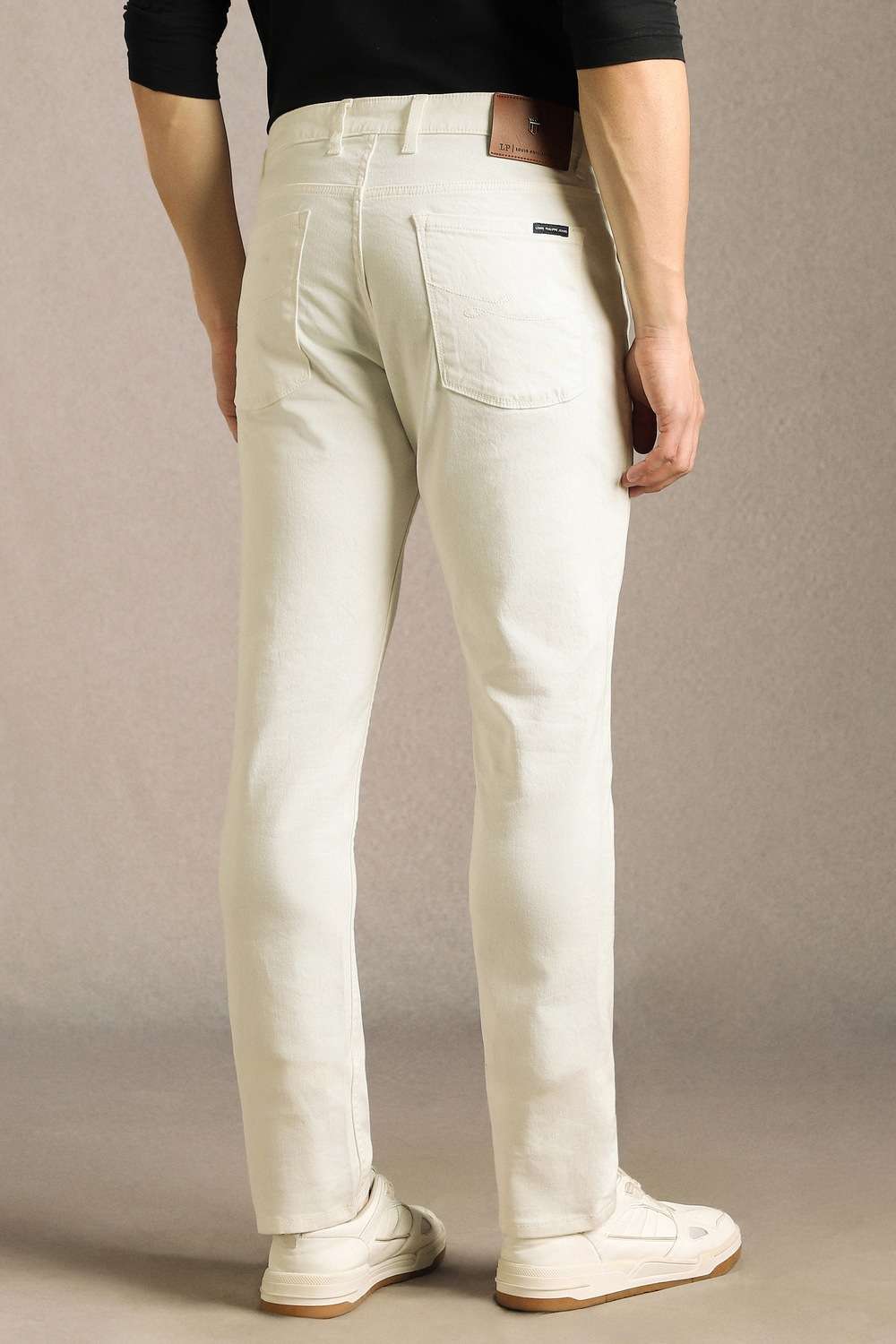 Solid-Cotton-Blend-Slim-Fit-Men-s-Jeans