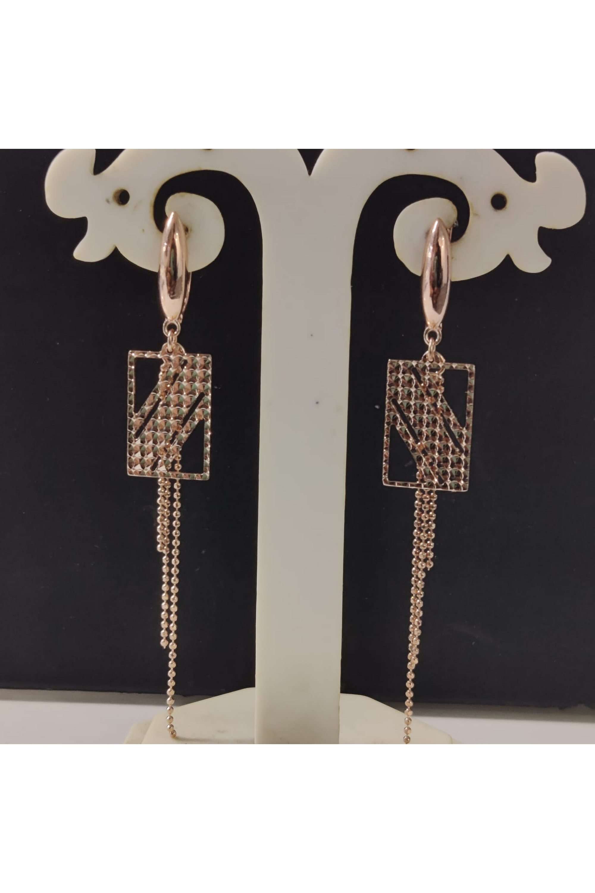 Rose-Gold-Delicate-Earrings-For-Women