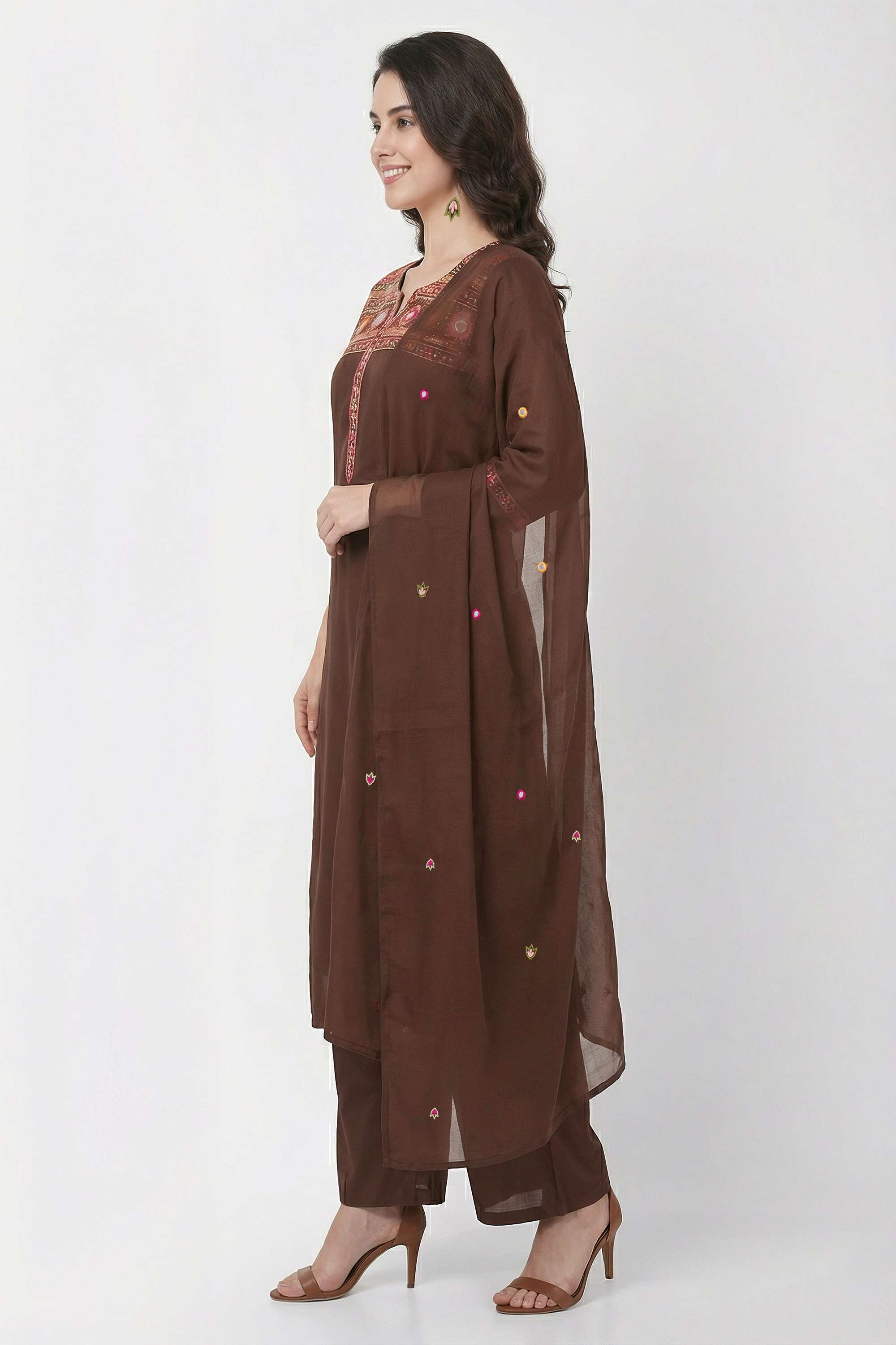 Textured-Cotton-Blend-Women-Kurta-with-Pant-and-Dupatta