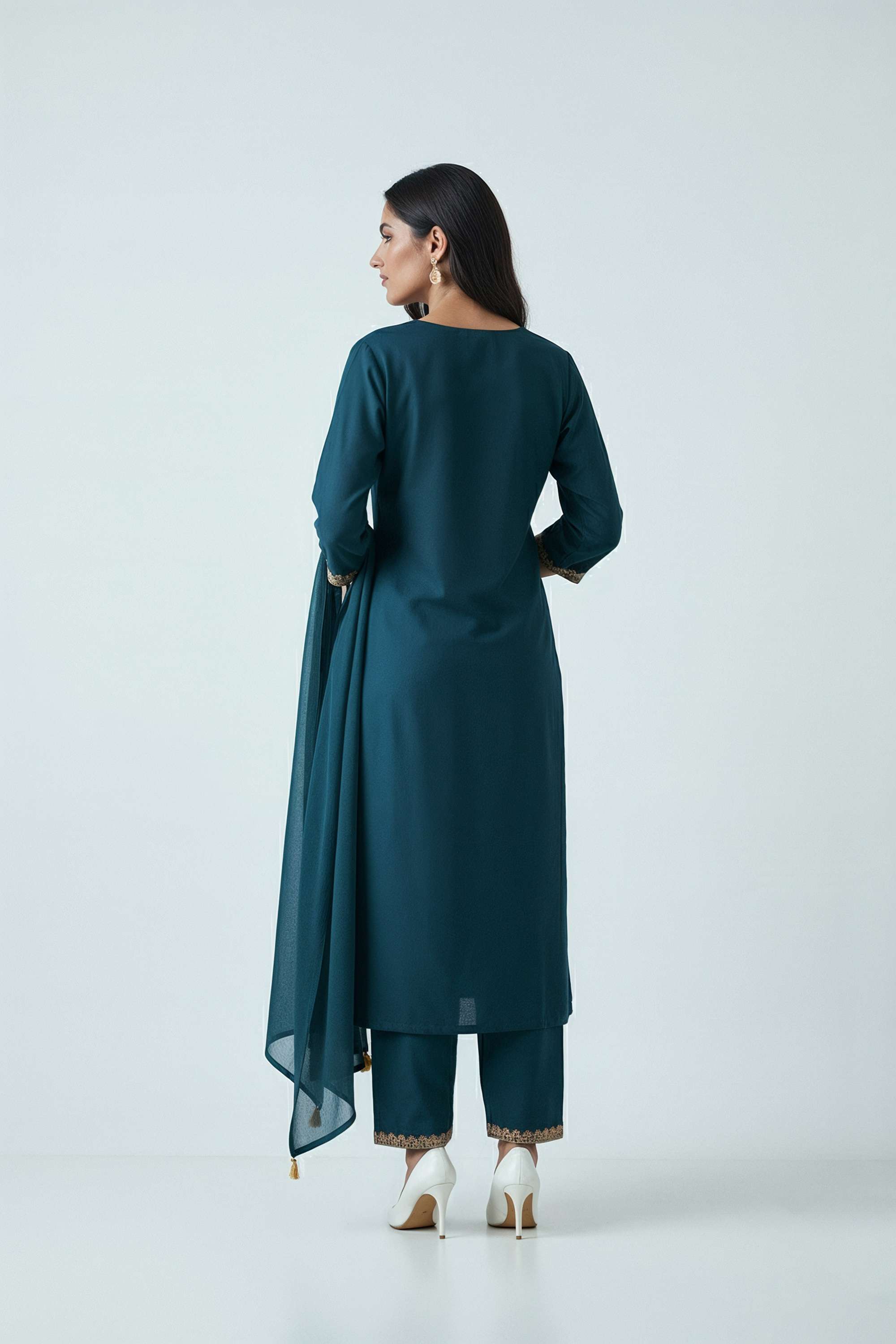 Textured-Cotton-Blend-Women-Kurta-with-Pant-and-Dupatta