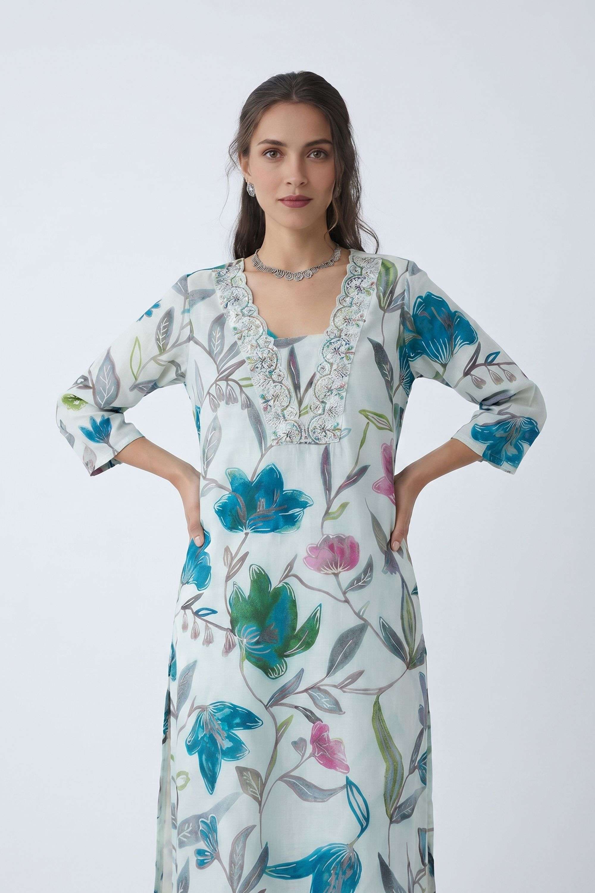 Floral-Cotton-Blend-V-Neck-Women-Kurta
