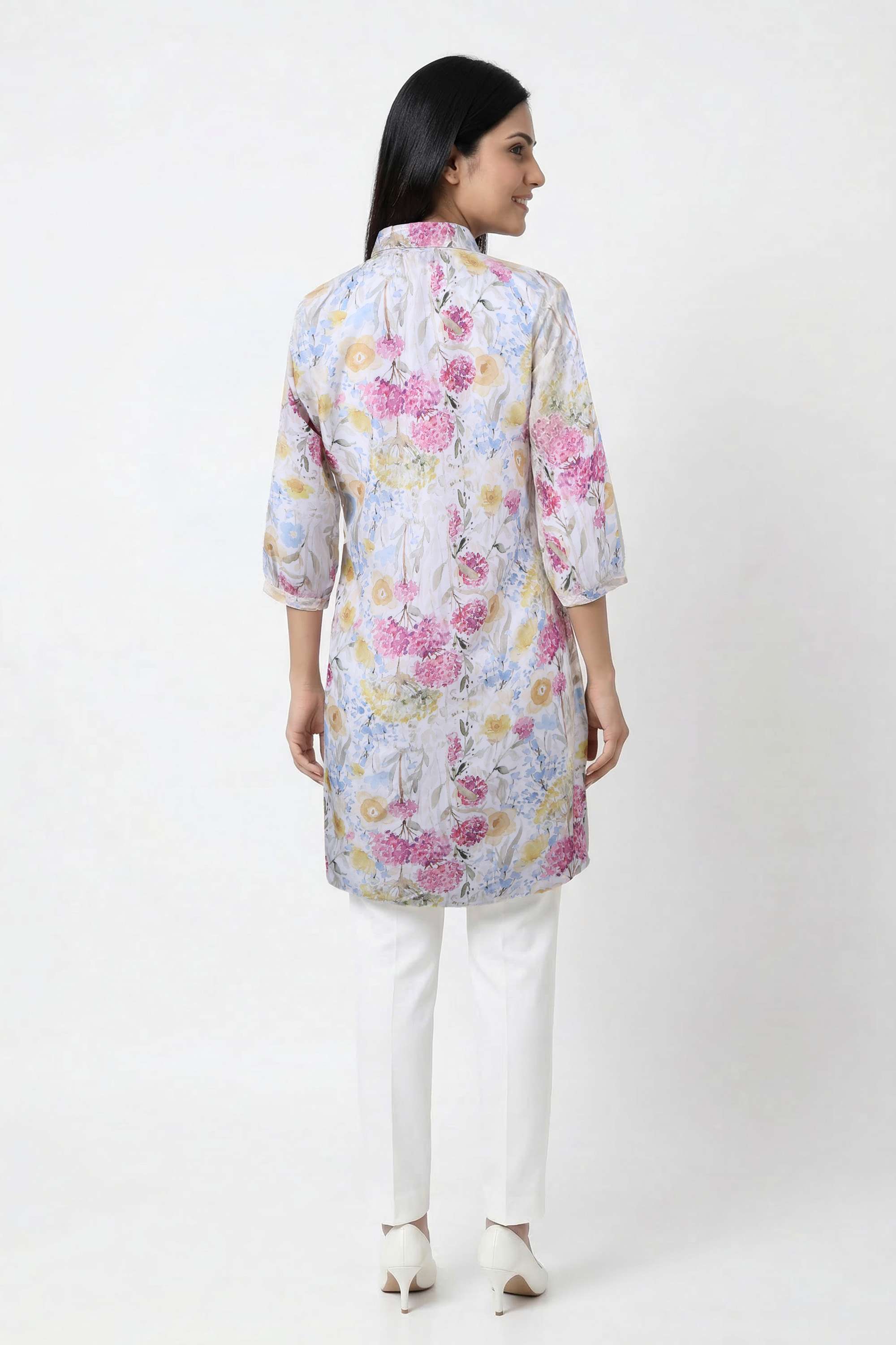 Floral-Cotton-Collared-Women-Kurta