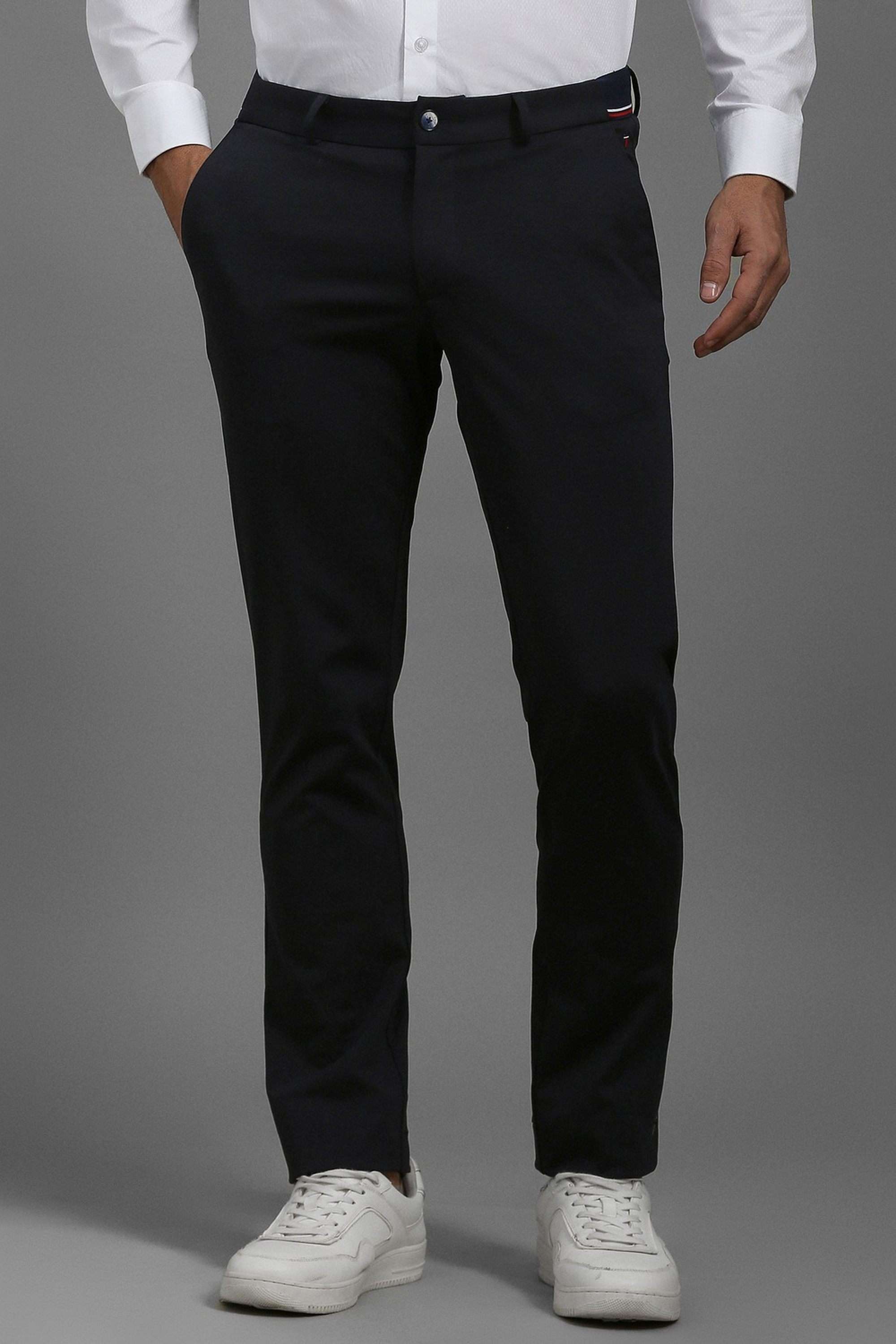 Solid-Blended-Fabric-Tapered-Fit-Men-s-Casual-Trousers