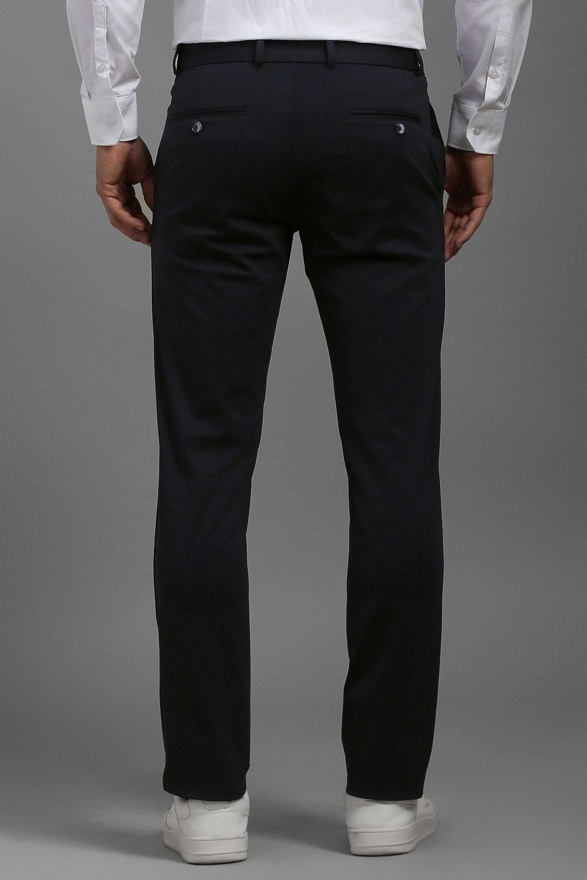 Solid-Blended-Fabric-Tapered-Fit-Men-s-Casual-Trousers