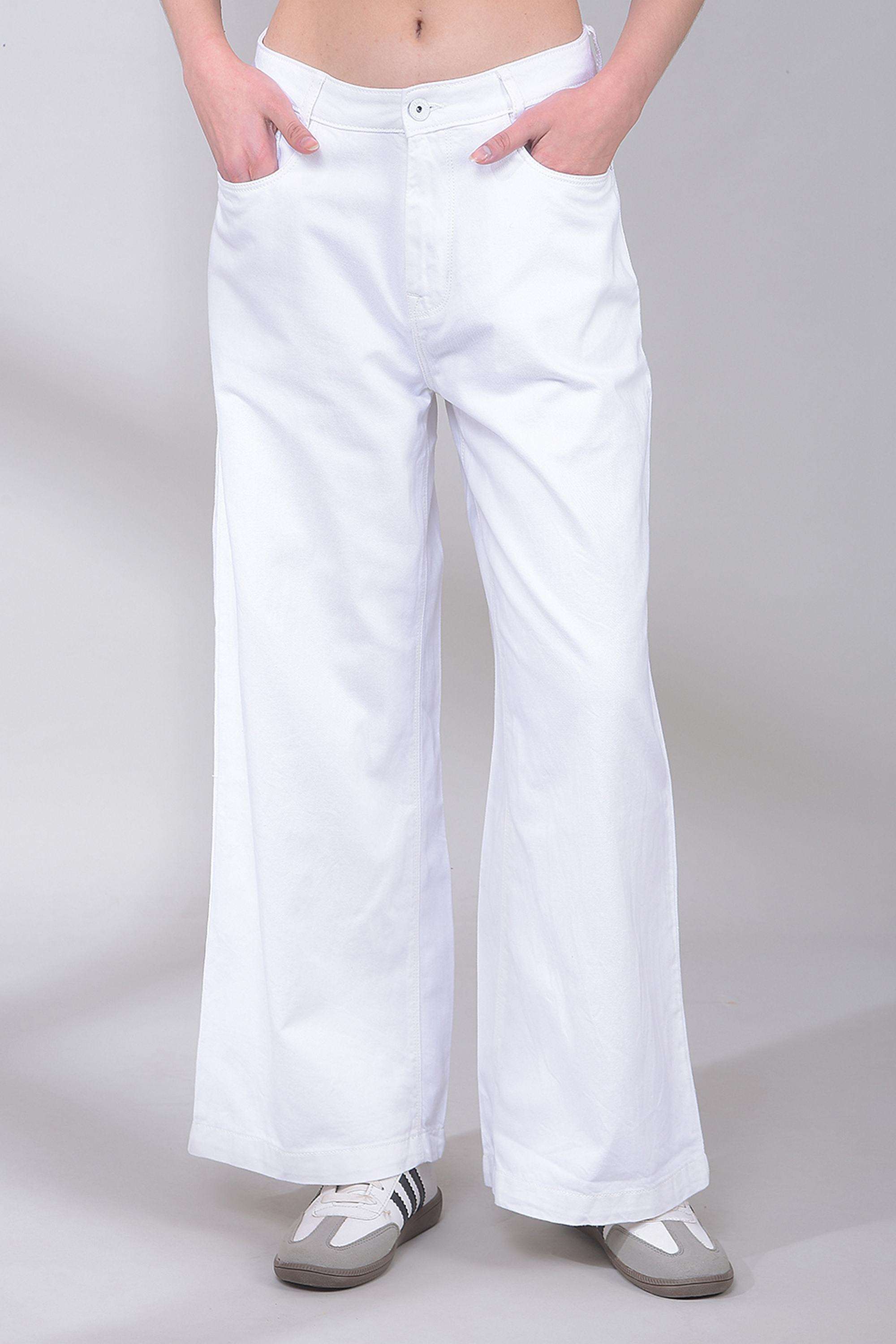 Solid Relaxed Fit Cotton Women's Casual Wear Jeans-image-6