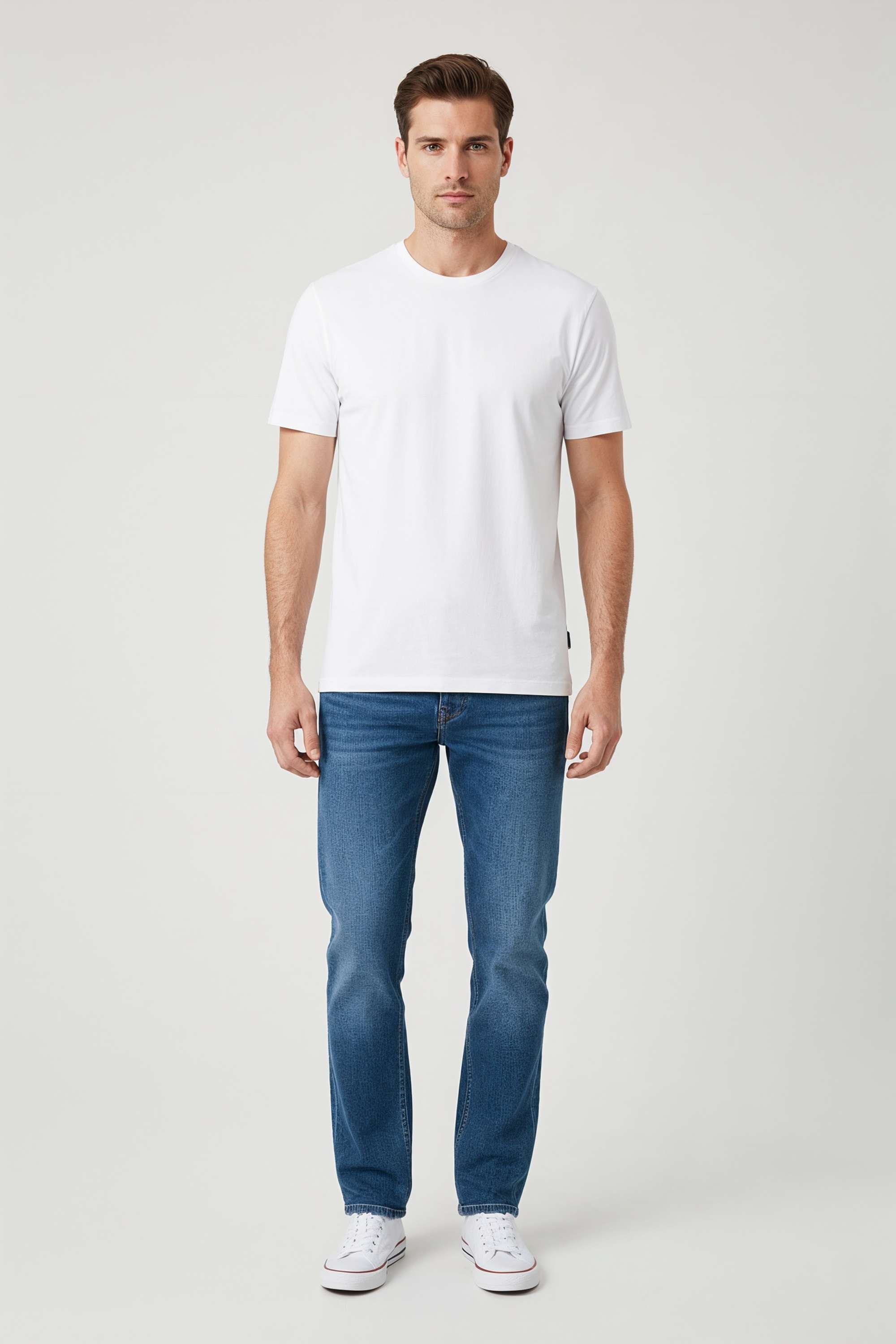 Solid-Blended-Fabric-Regular-Fit-Men-s-T-Shirt
