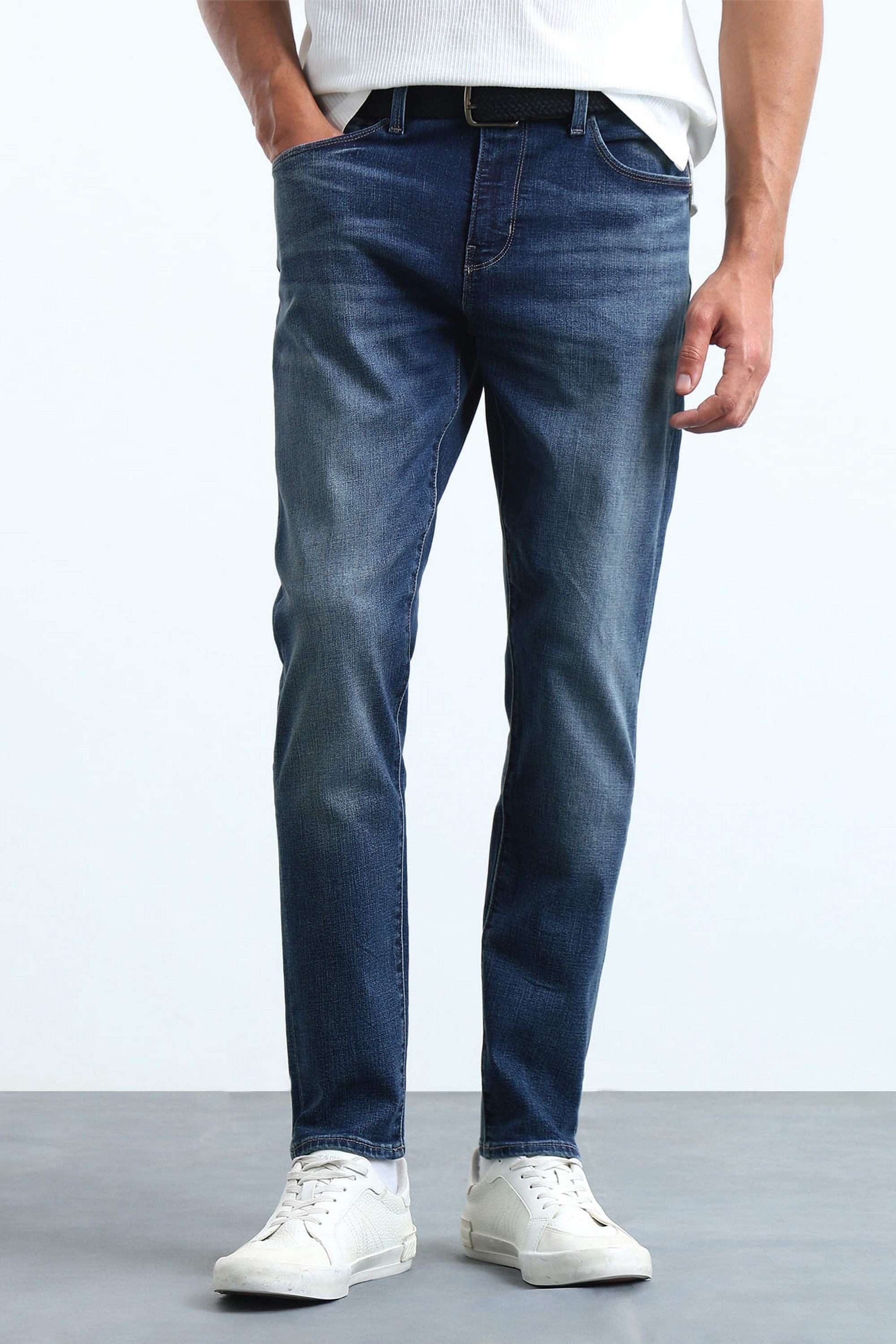 Solid-Cotton-Tapered-Fit-Men-s-Jeans