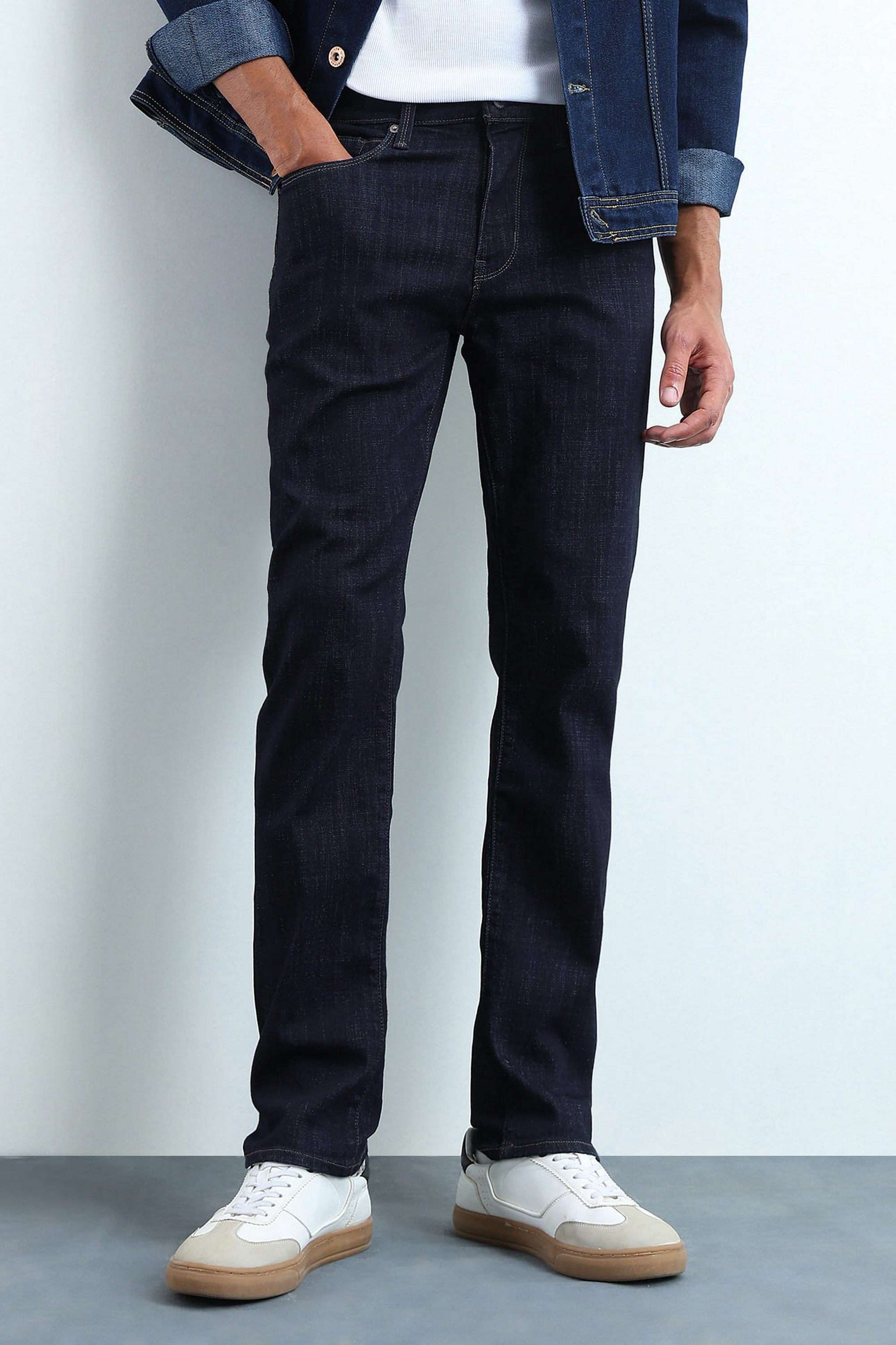 Solid-Cotton-Straight-Fit-Men-s-Jeans