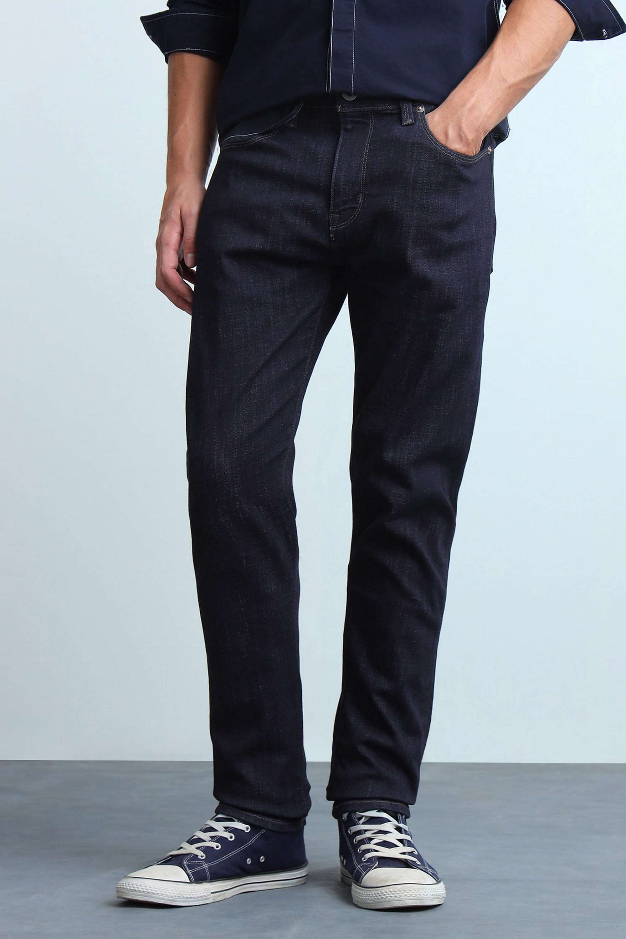 Solid-Cotton-Tapered-Fit-Men-s-Jeans