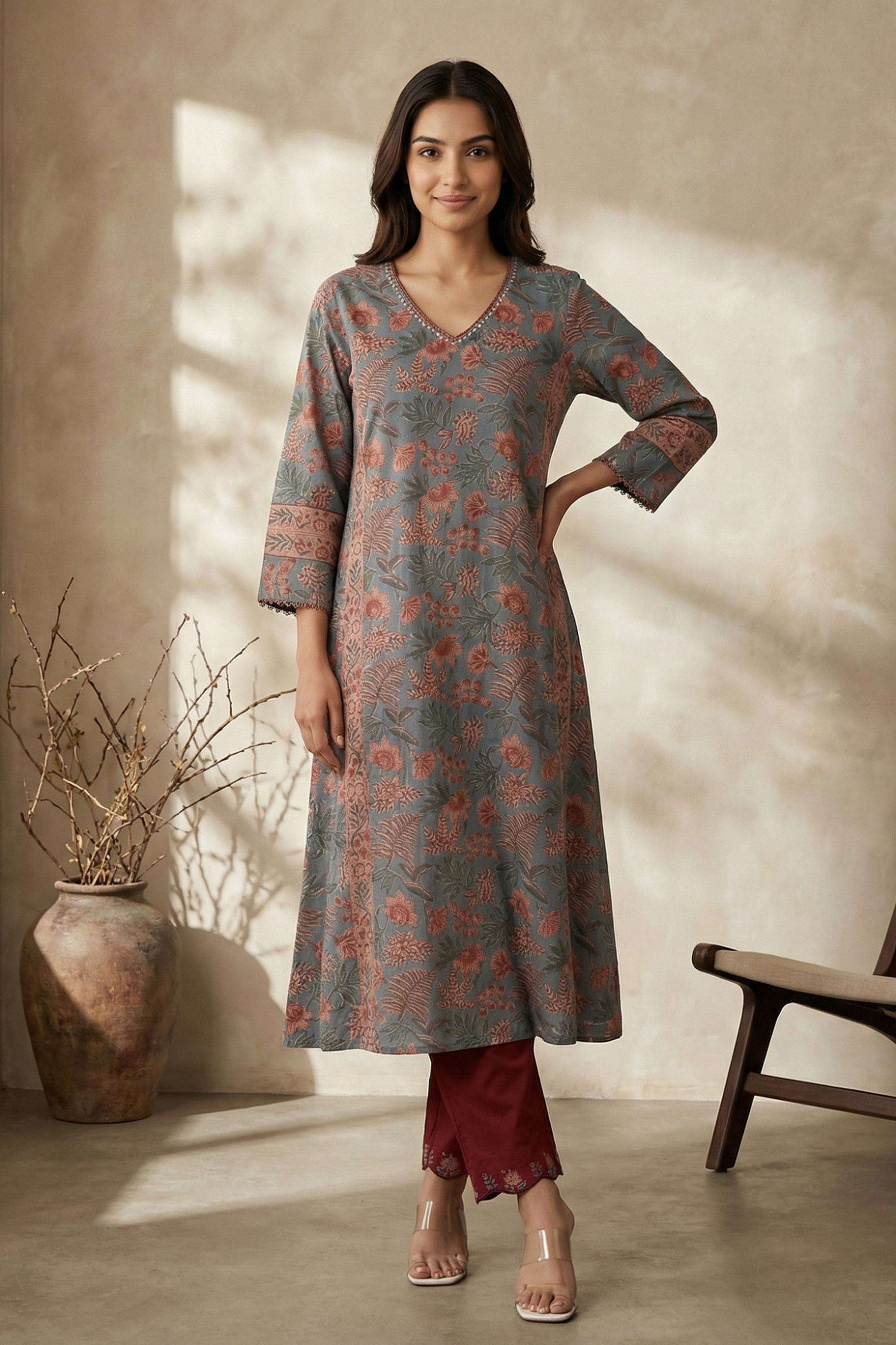 Floral-Blended-Fabric-V-Neck-Women-s-Ethnic-Kurta