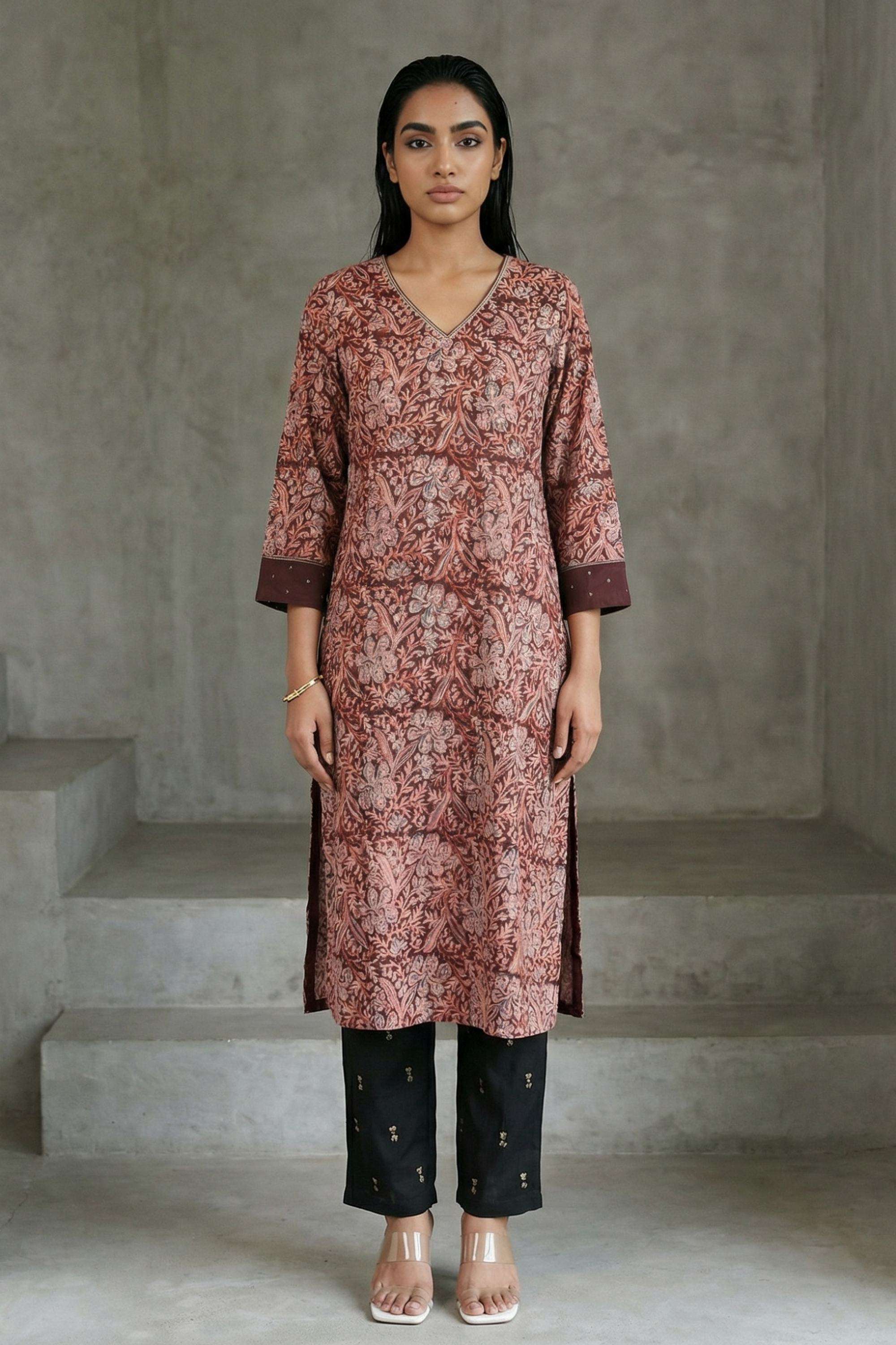 Floral-Blended-Fabric-Round-Neck-Women-s-Top