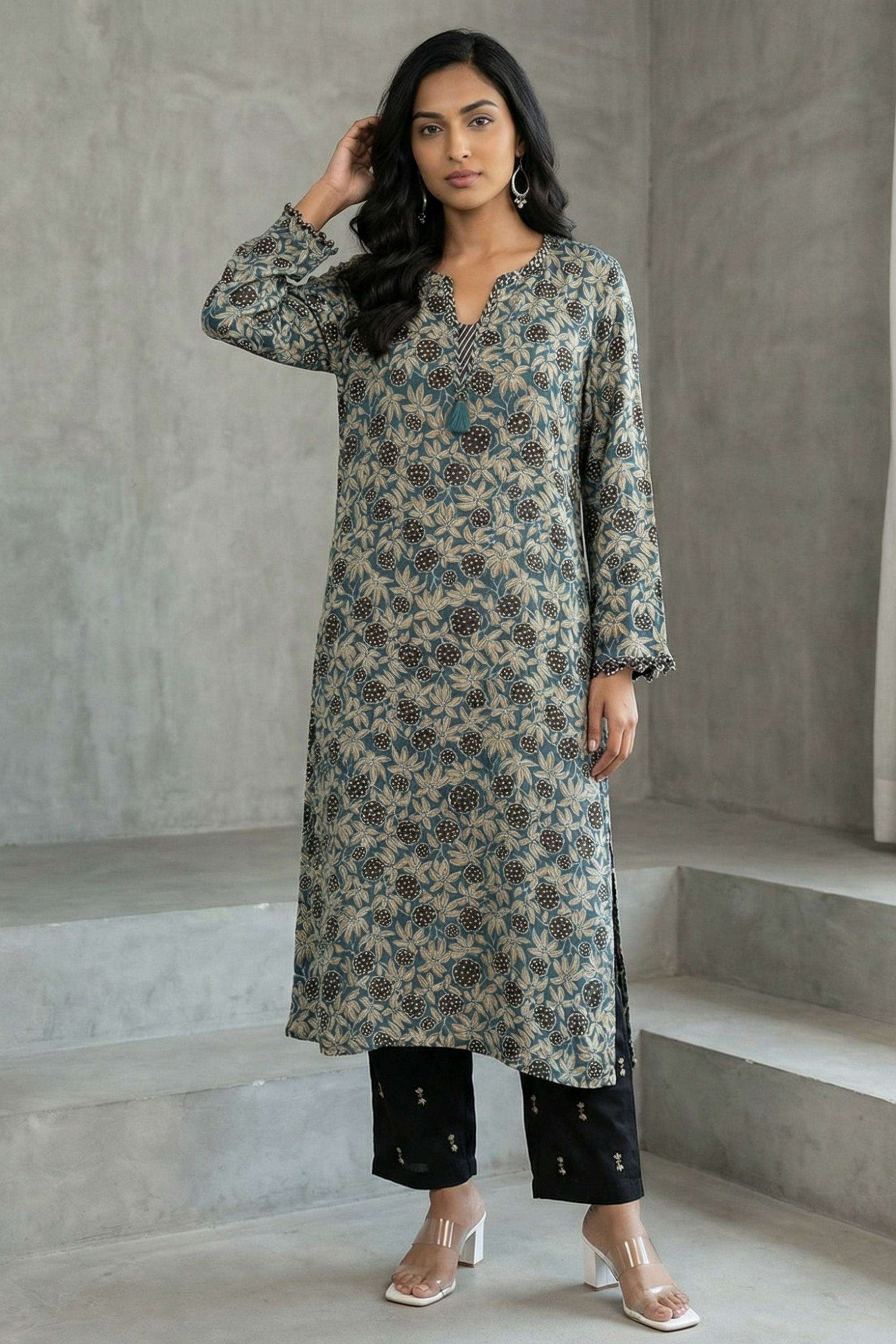Floral-Blended-Fabric-Round-Neck-Women-s-Top