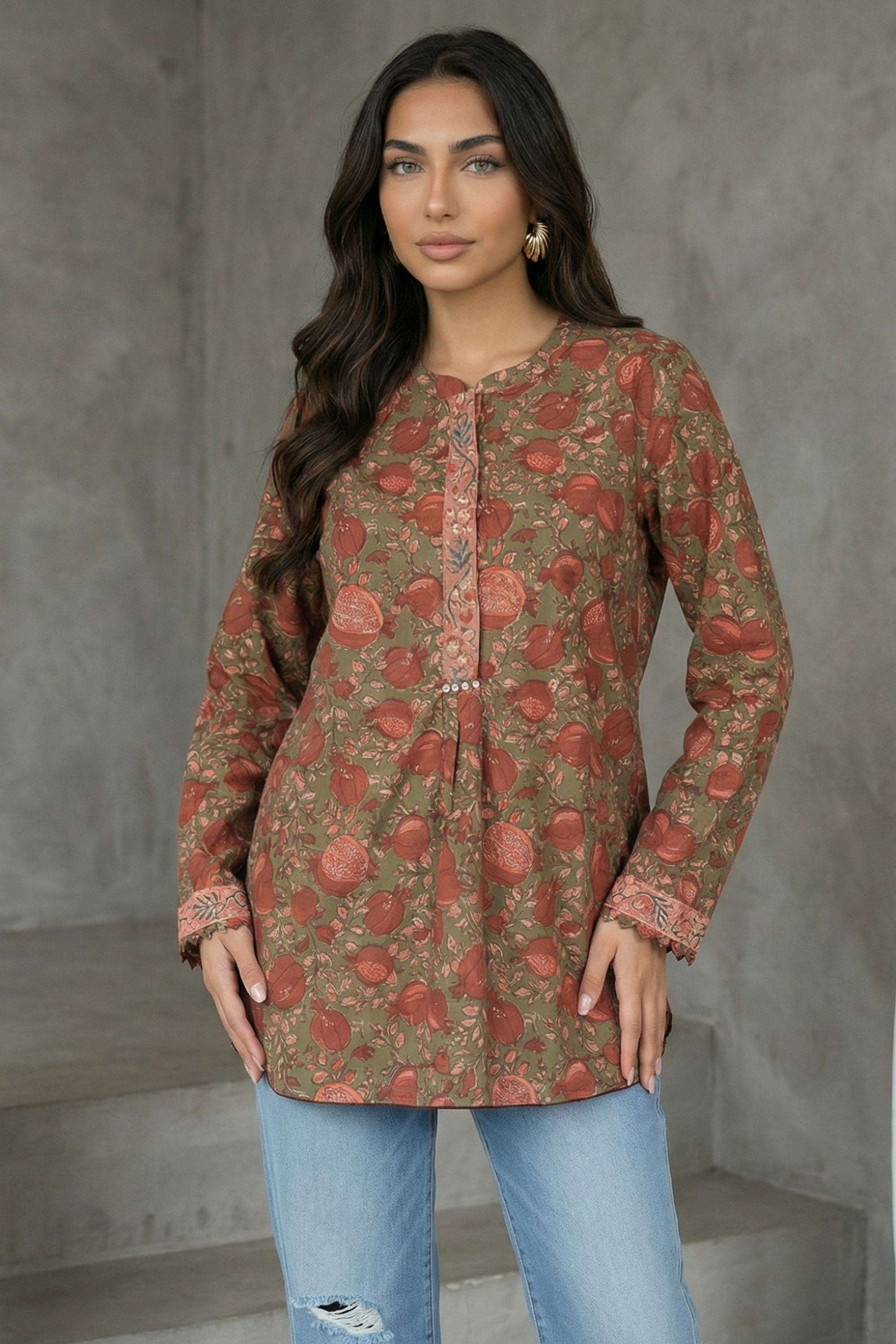 Floral-Blended-Fabric-Round-Neck-Women-s-Top