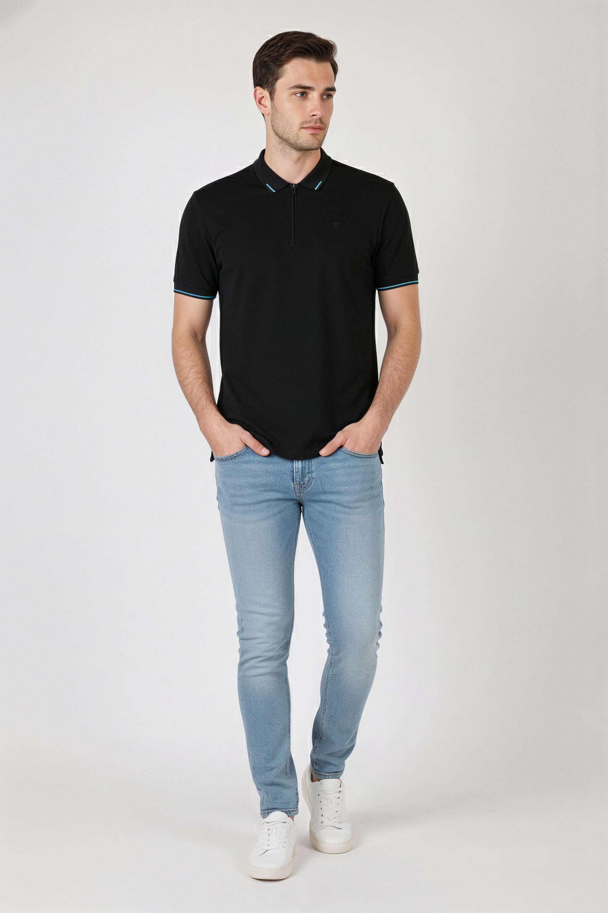 Solid-Blended-Fabric-Regular-Fit-Men-s-T-Shirt
