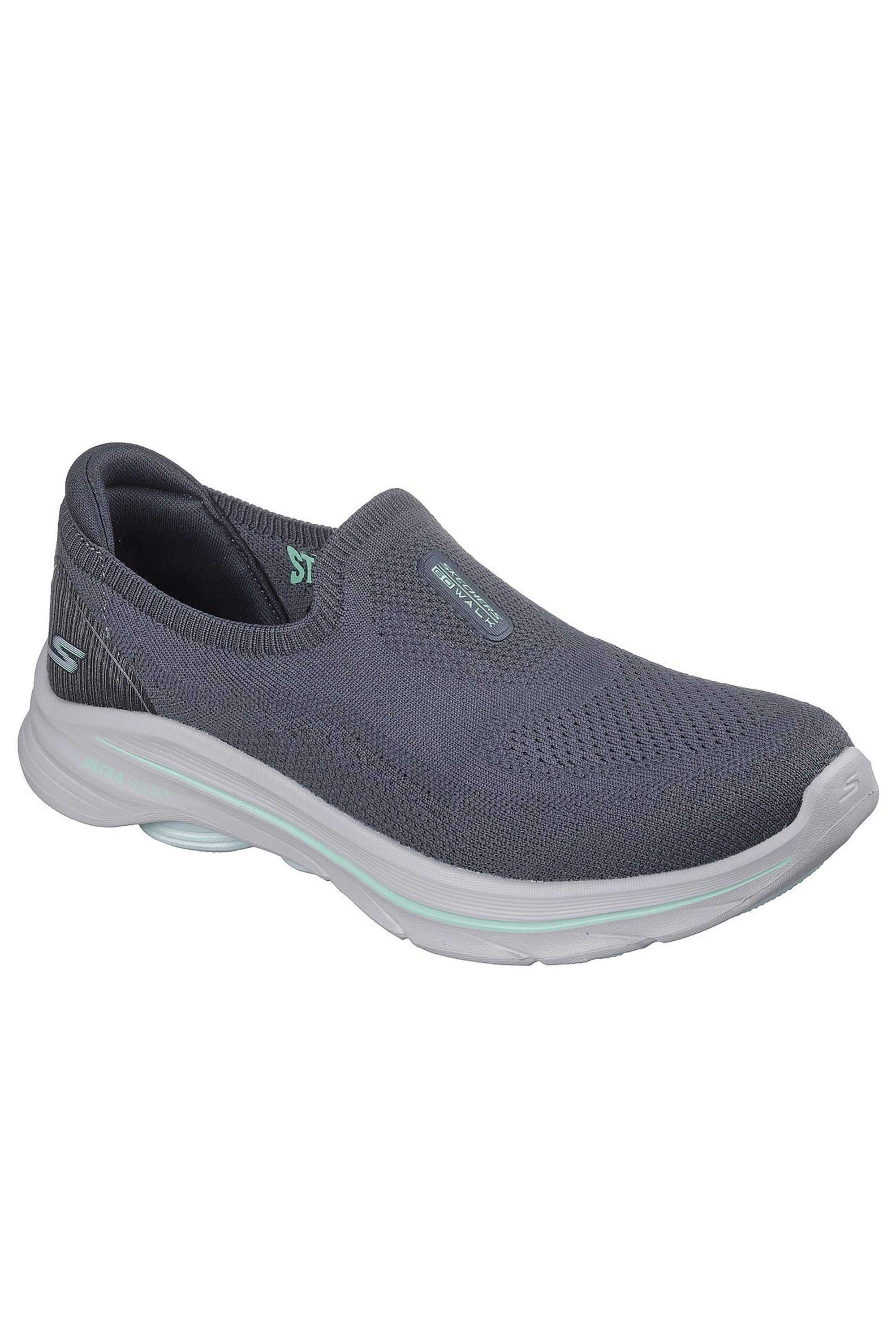 Go-Walk-Blended-Slip-On-Women-s-Sports-Shoes