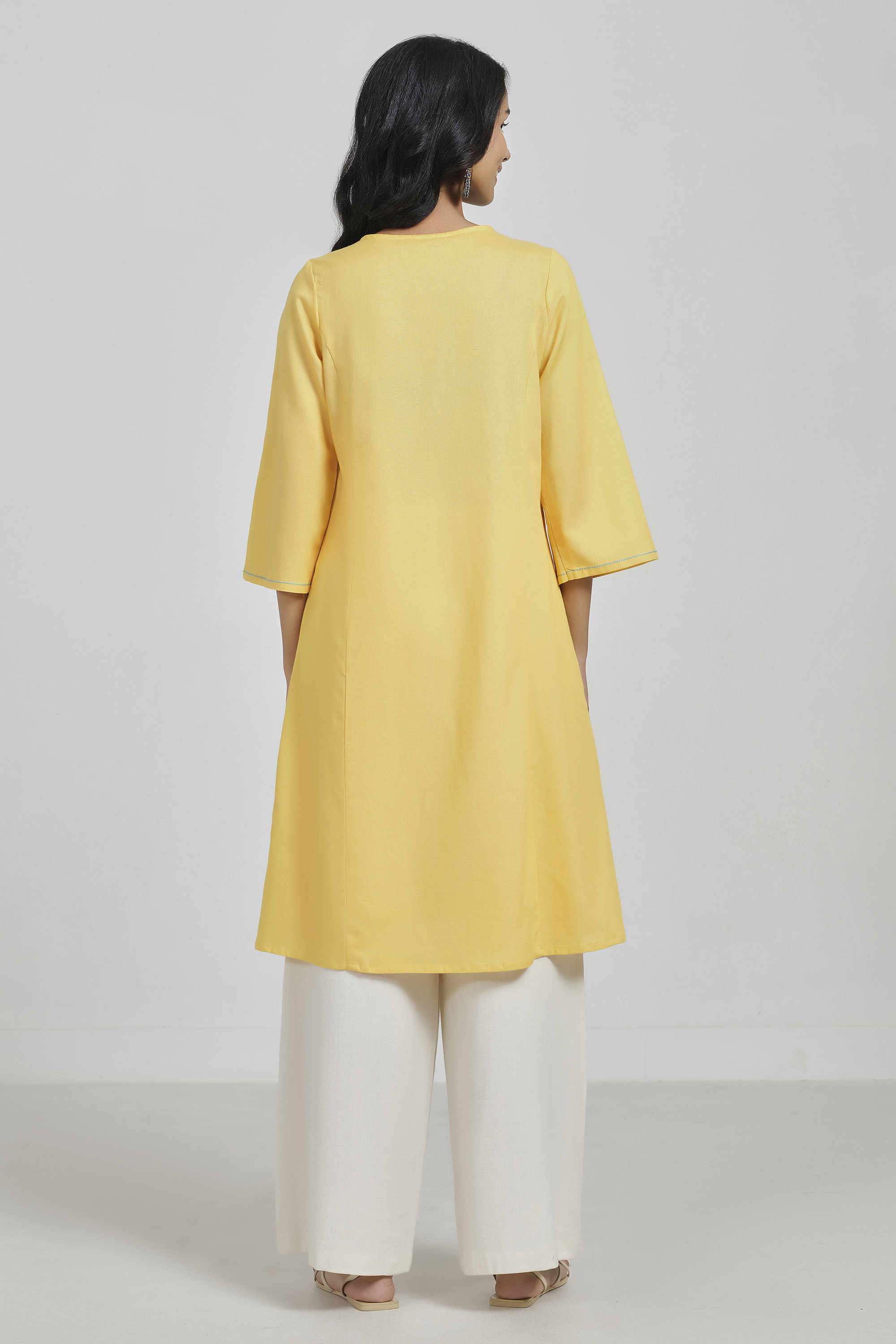 Solid-Rayon-V-Neck-Women-Kurta
