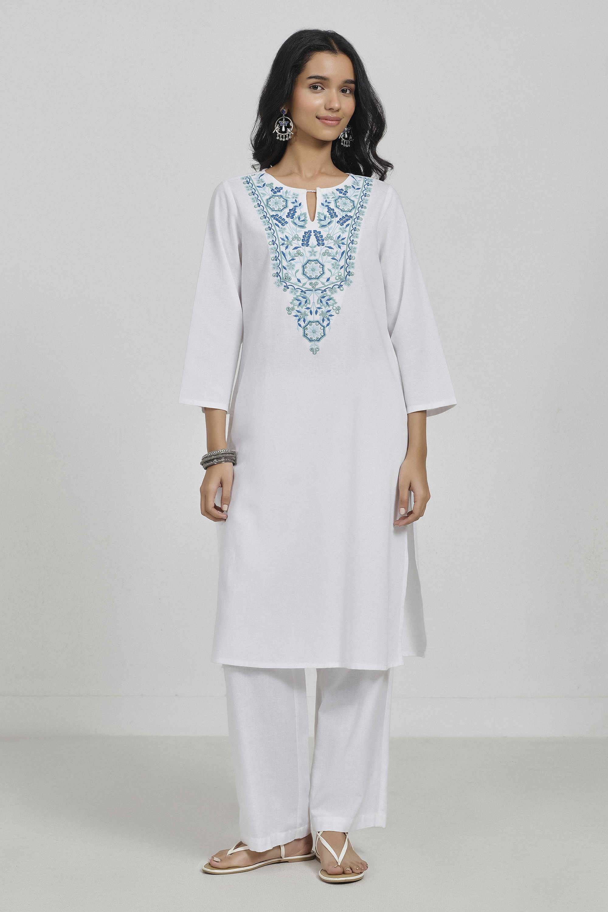 Embroidered-Rayon-Round-Neck-Women-Kurta