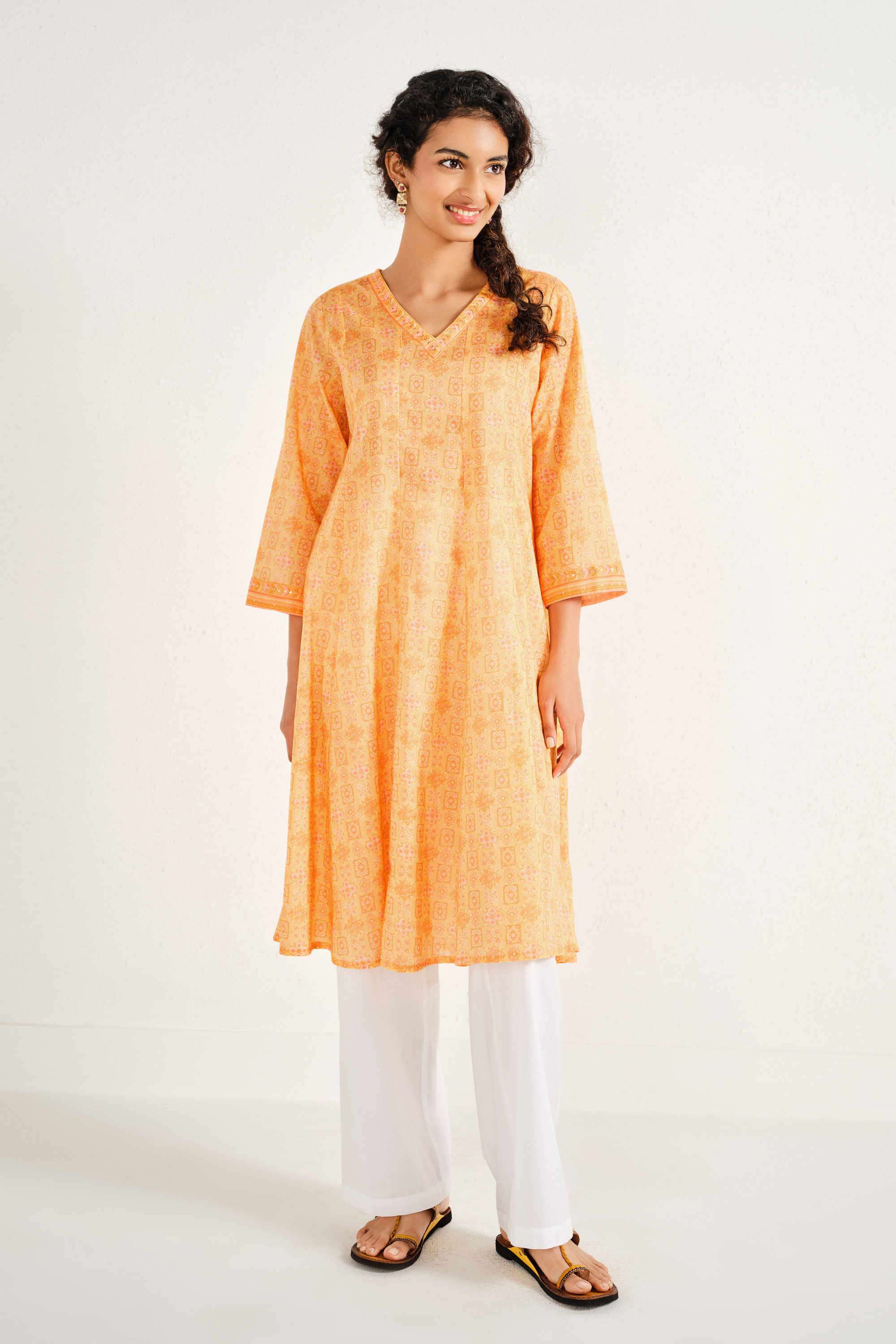 Solid-Cotton-V-Neck-Women-s-Casual-Wear-Kurta