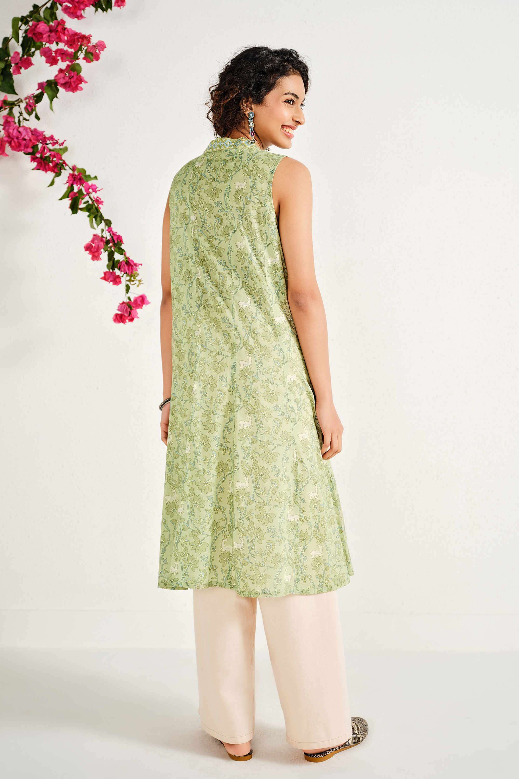 Floral-Cotton-V-Neck-Women-s-Casual-Wear-Kurta