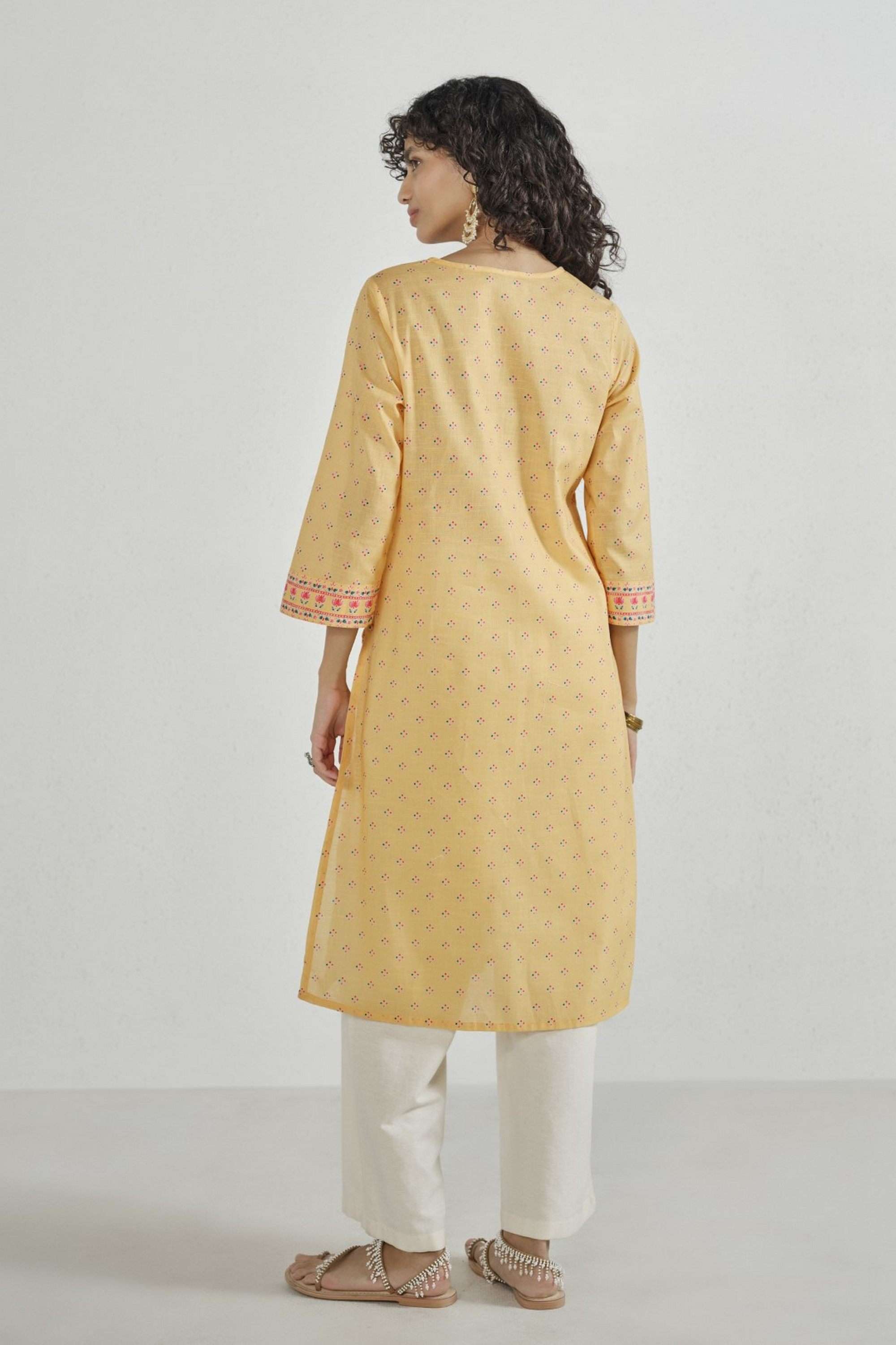 Printed-Blended-Fabric-V-Neck-Women-s-Everyday-Kurta