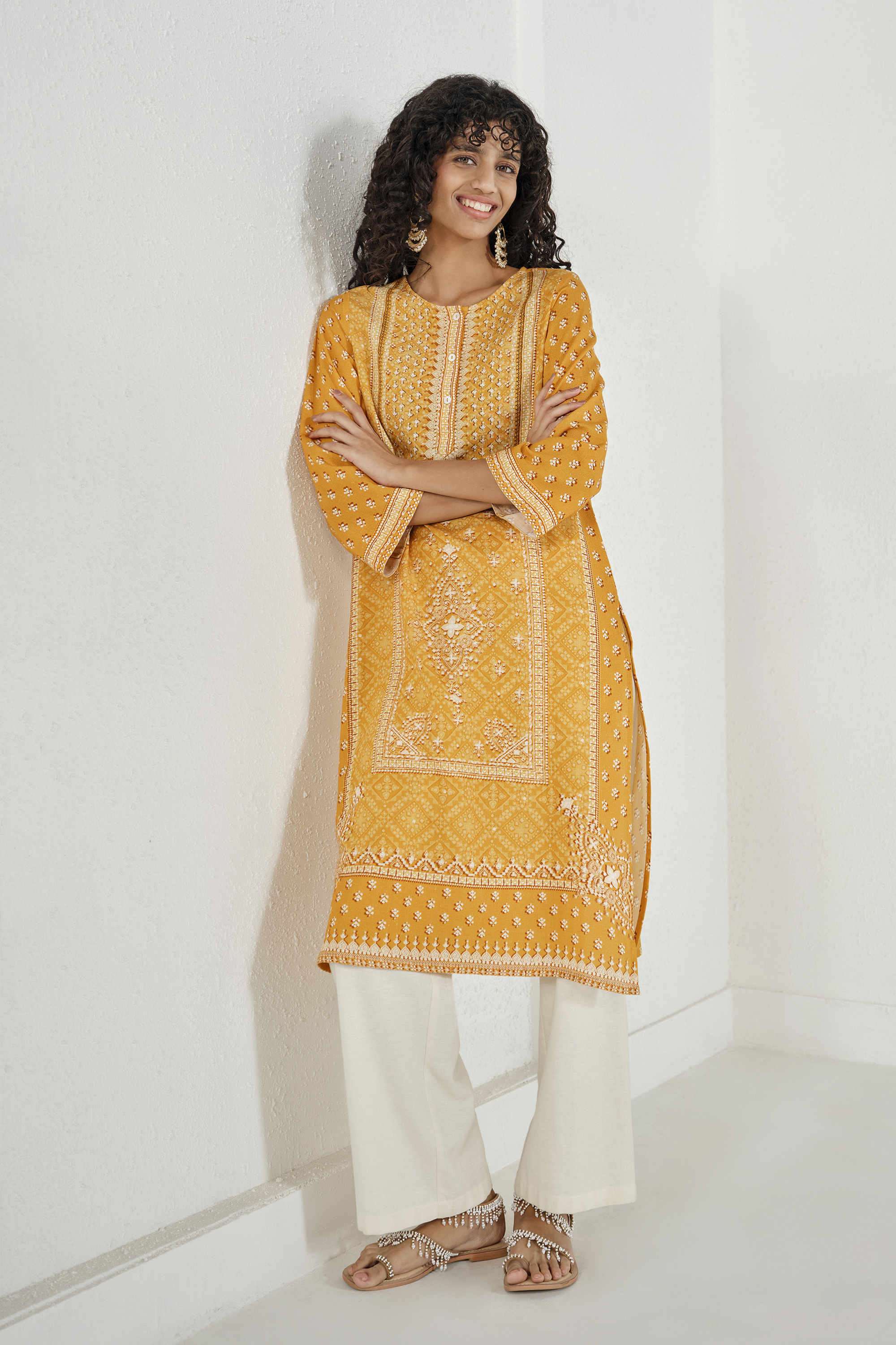 Printed-Rayon-Round-Neck-Women-Kurta