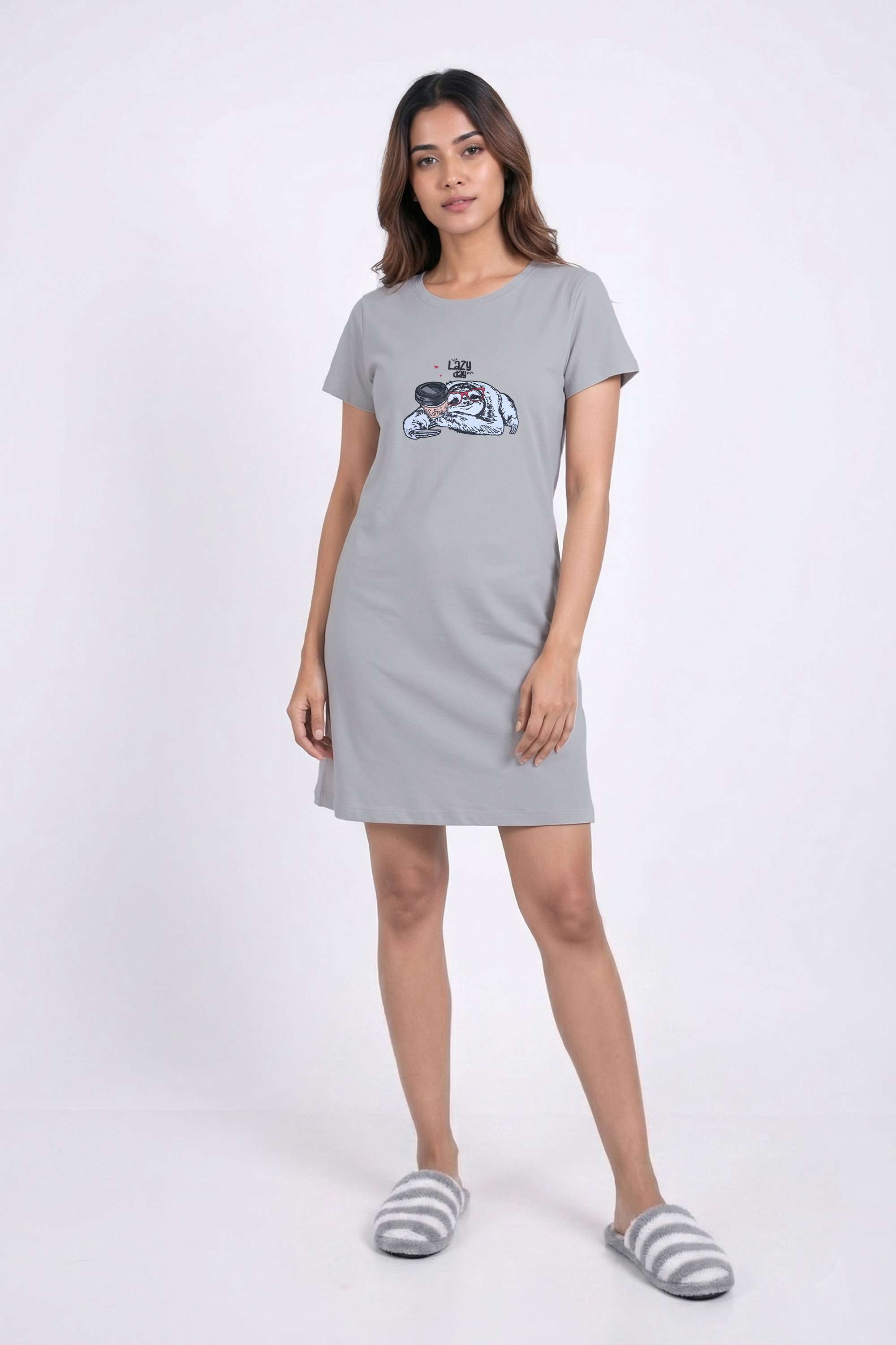 Character-Print-Blended-Fabric-Regular-Fit-Women-s-Night-Dress