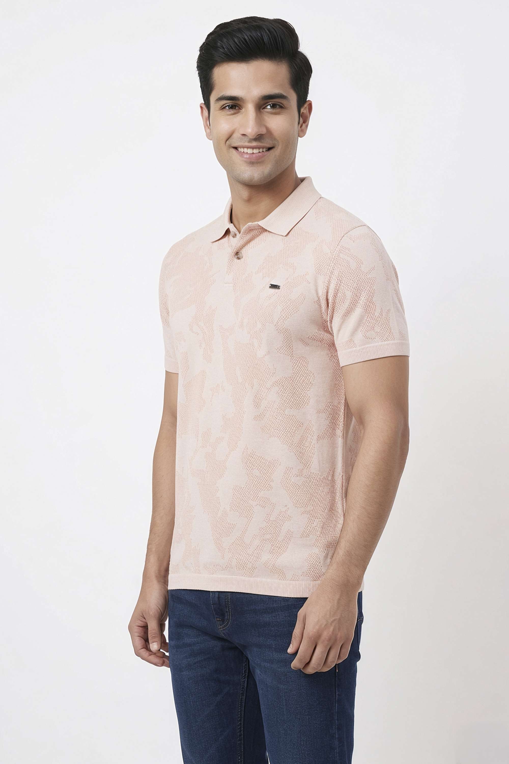 Textured-Cotton-Blend-Regular-Fit-Men-T-Shirt