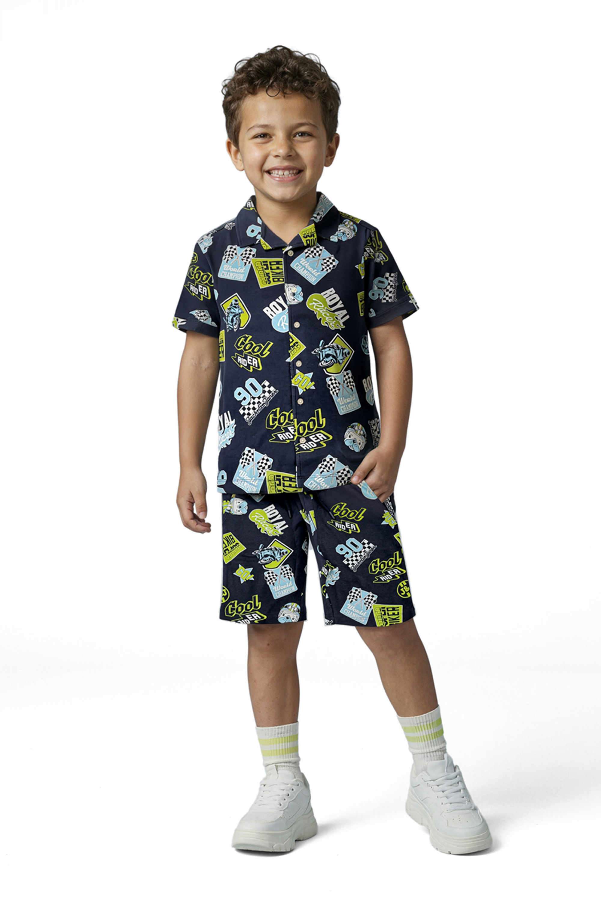 Character-Print-Blended-Fabric-Collared-Boys-Shirt