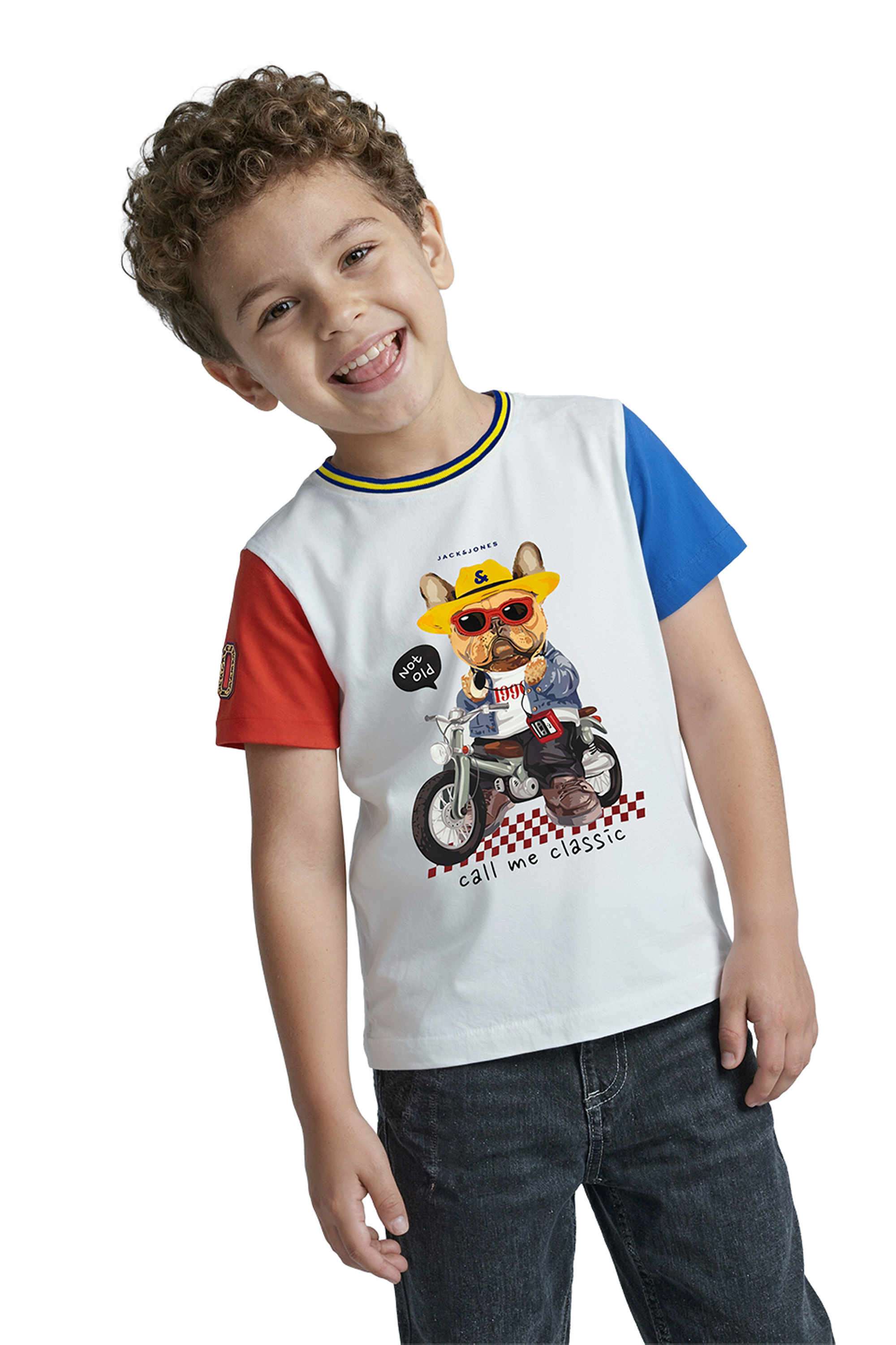 Character-Print-Blended-Fabric-Round-Neck-Boys-T-Shirt