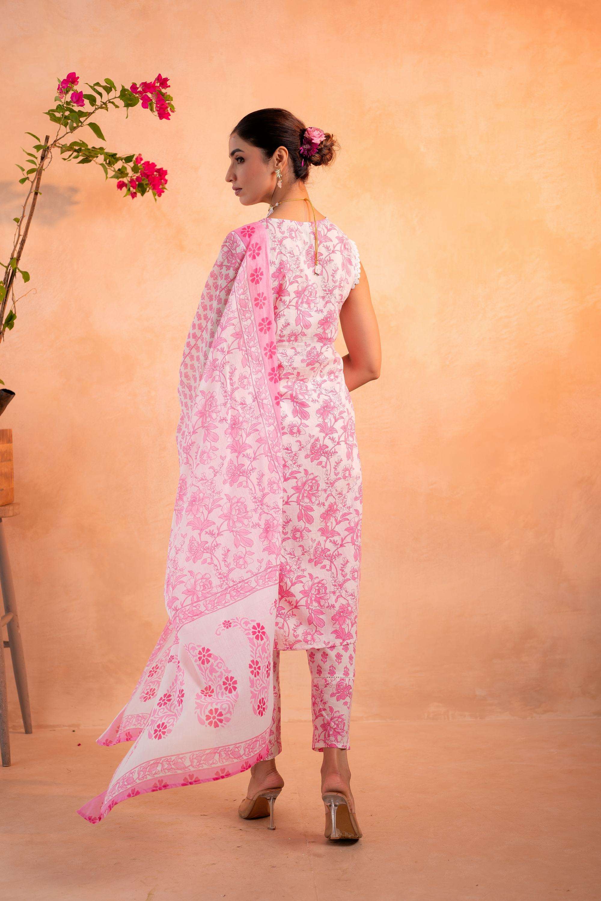 Printed-Cotton-Women-s-Festive-Wear-Kurta-Set