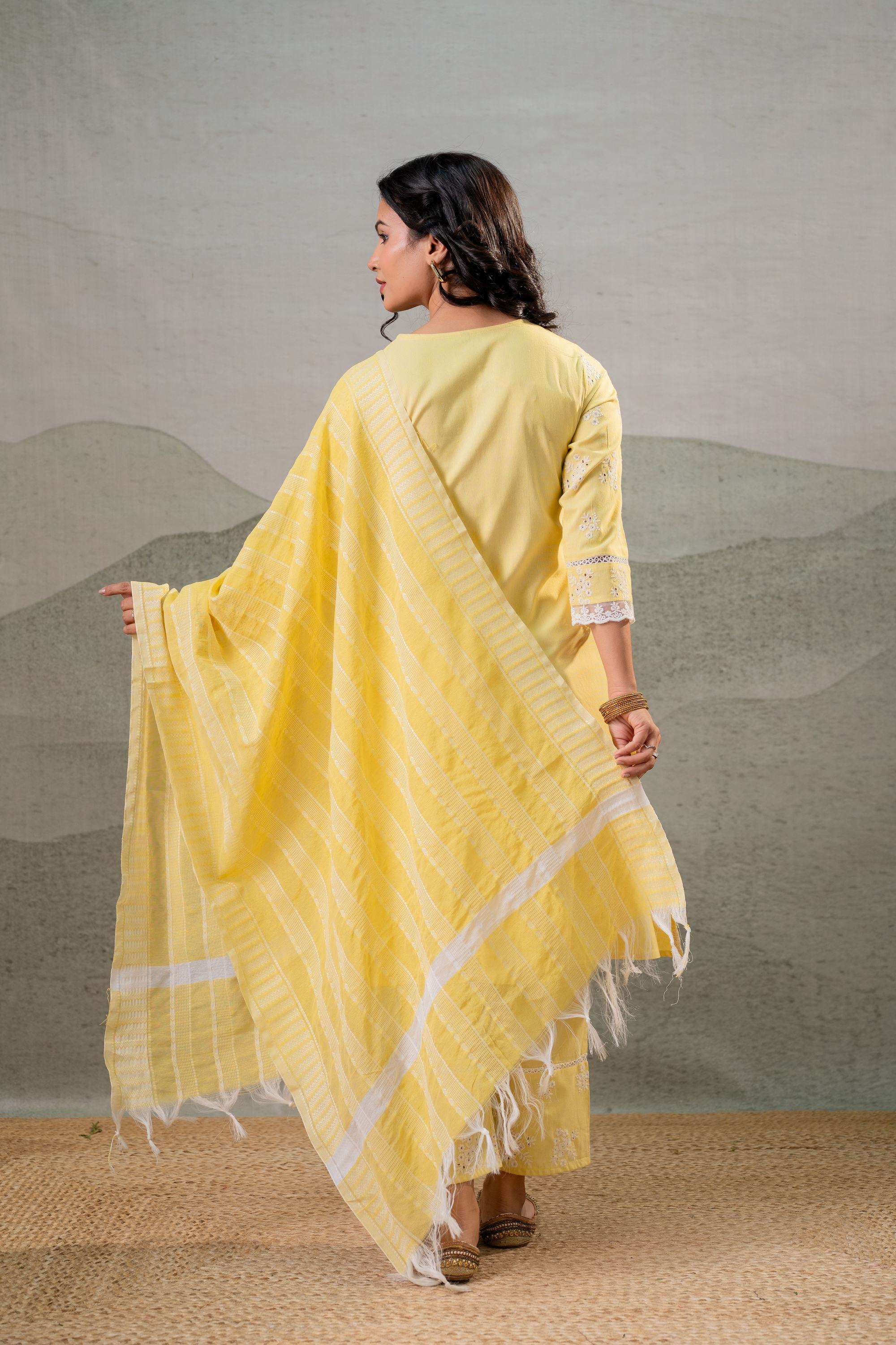 Embroidered-Blended-Fabric-Women-s-Festive-Wear-Kurta-Set
