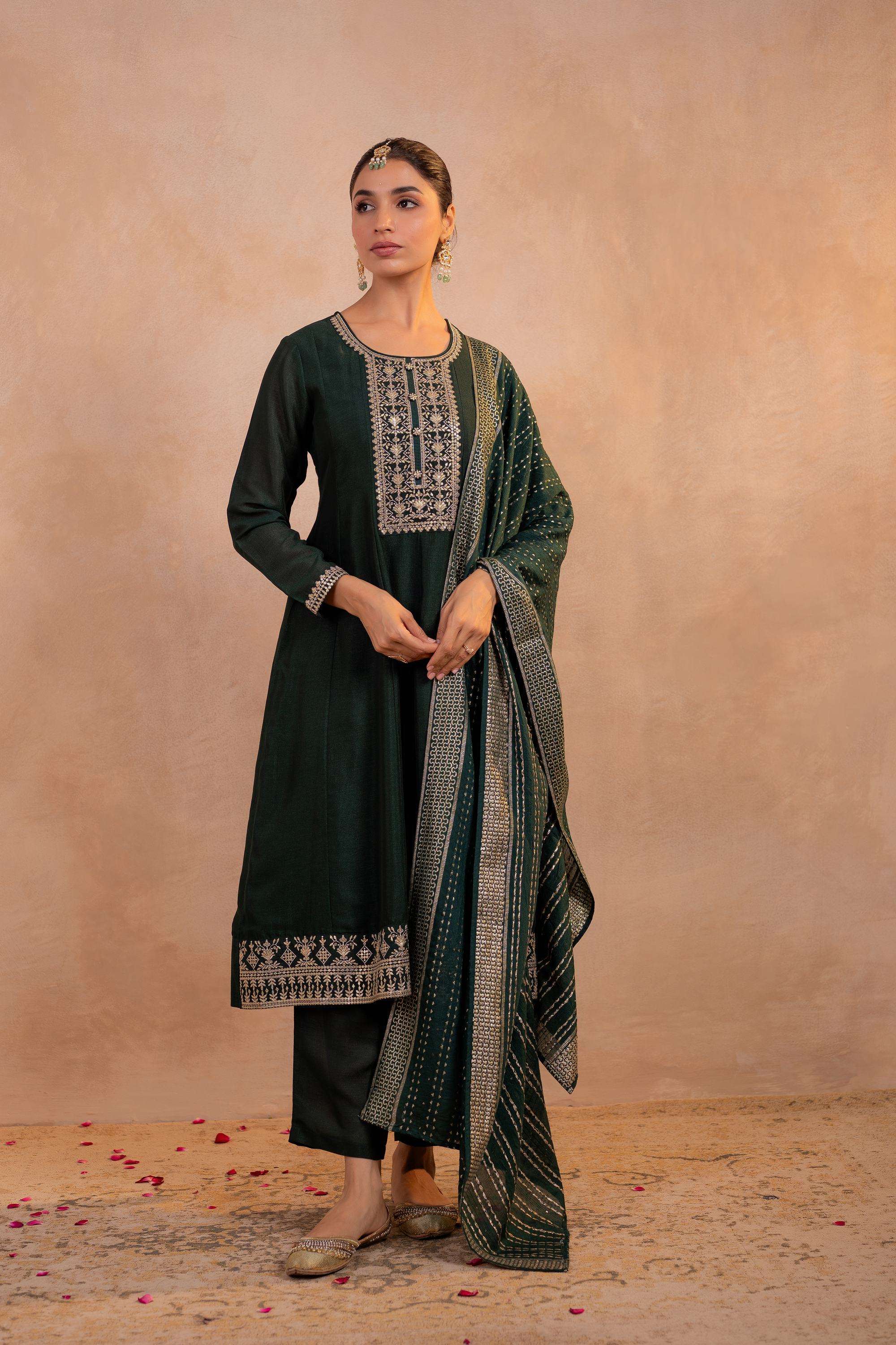 Embroidered-Blended-Fabric-Women-s-Festive-Wear-Kurta-Set