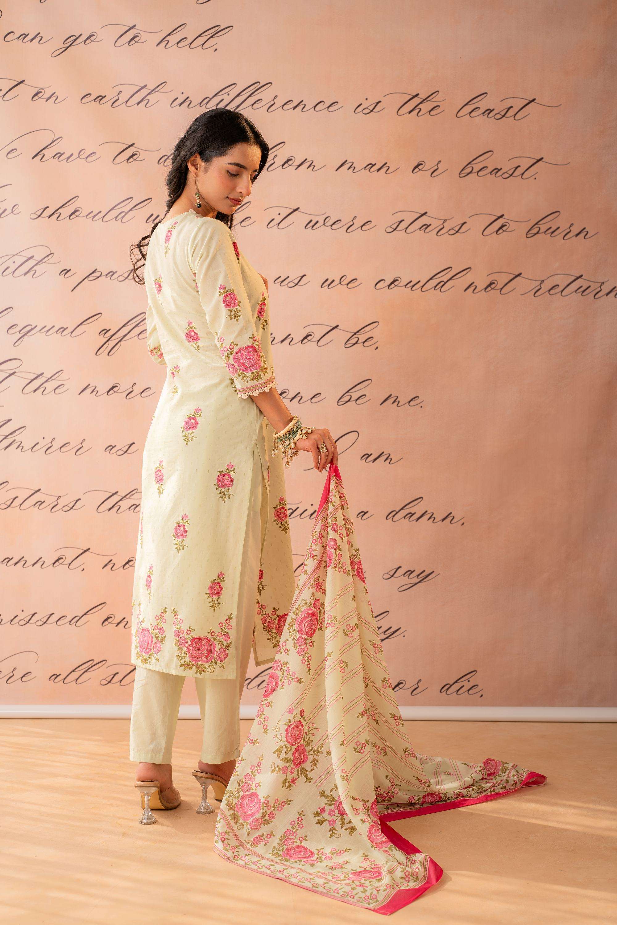 Printed-Cotton-Women-s-Festive-Wear-Kurta-Set