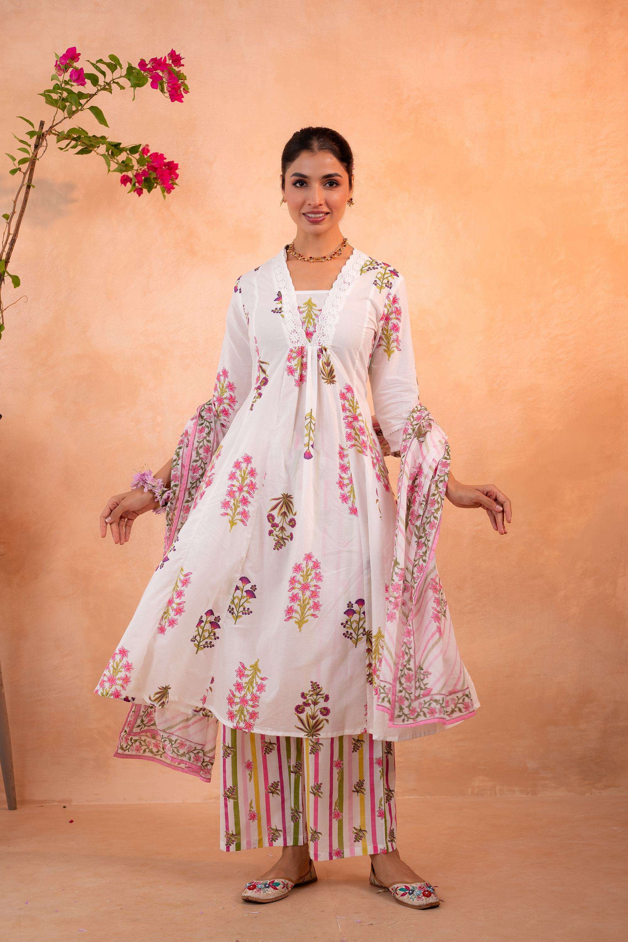 Printed-Cotton-Women-s-Festive-Wear-Kurta-Set