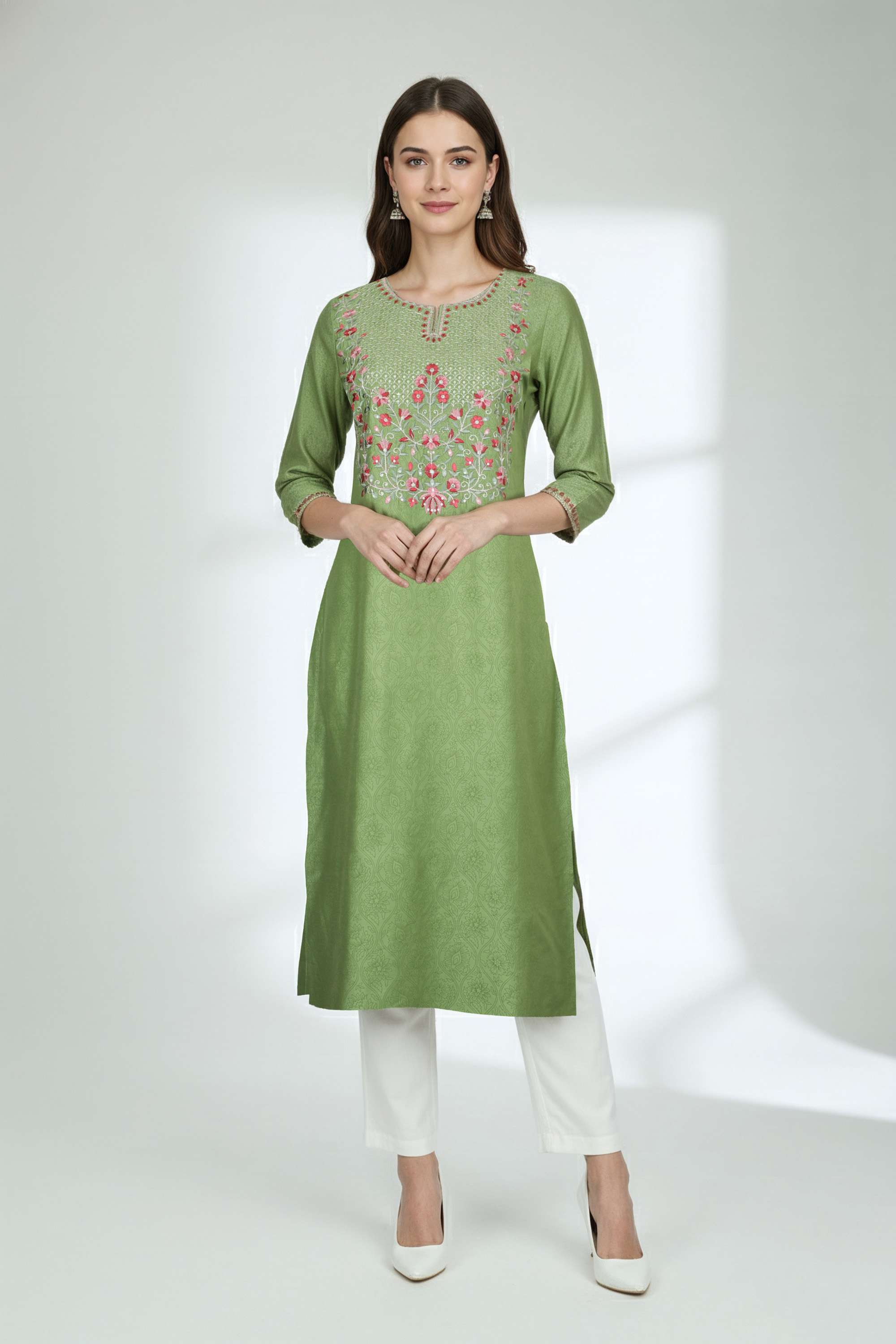 Embroidered-Blended-Fabric-Round-Neck-Women-Fusion-Wear-Kurta