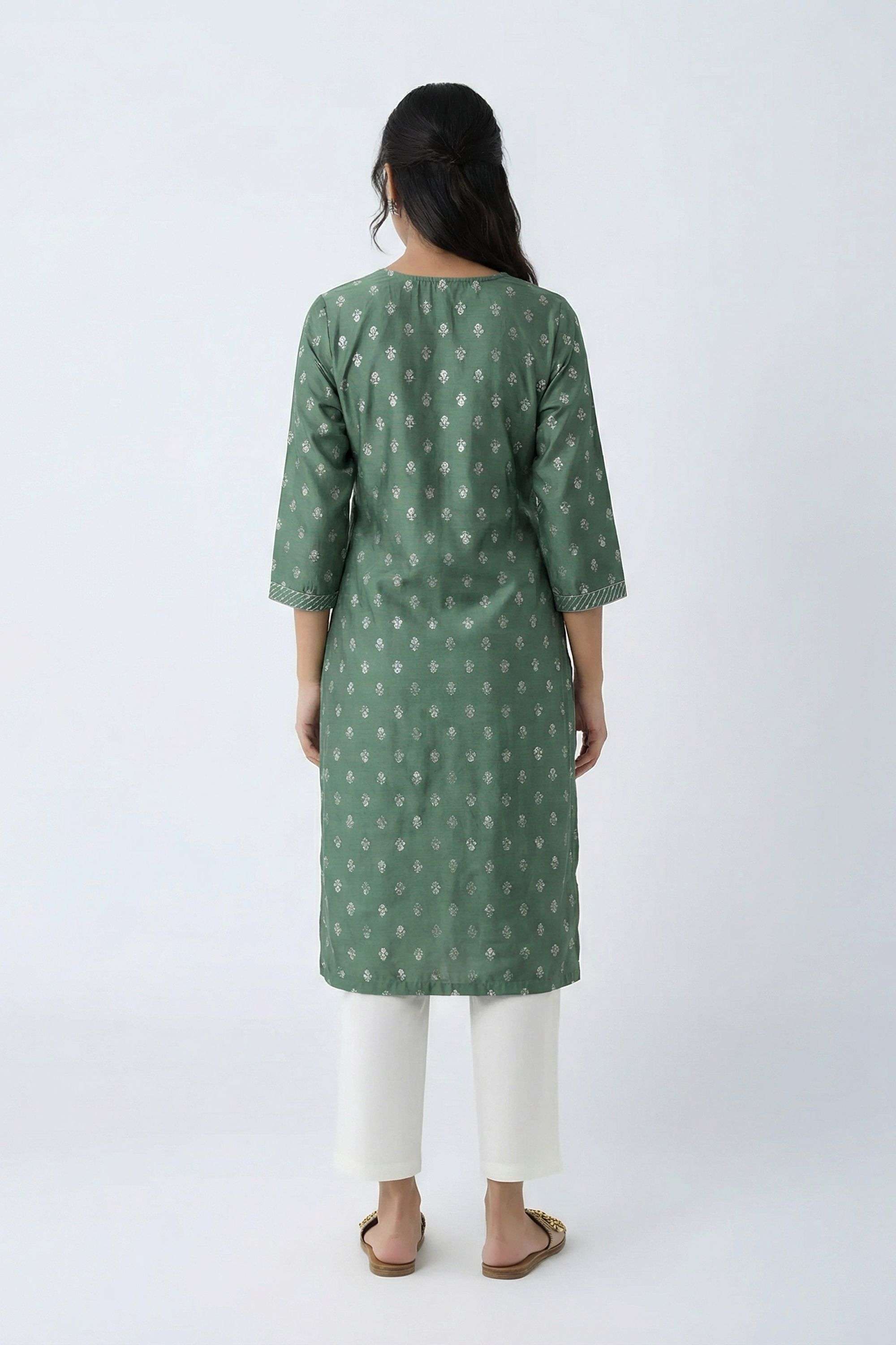 Embroidered-Blended-Fabric-Round-Neck-Women-Kurta