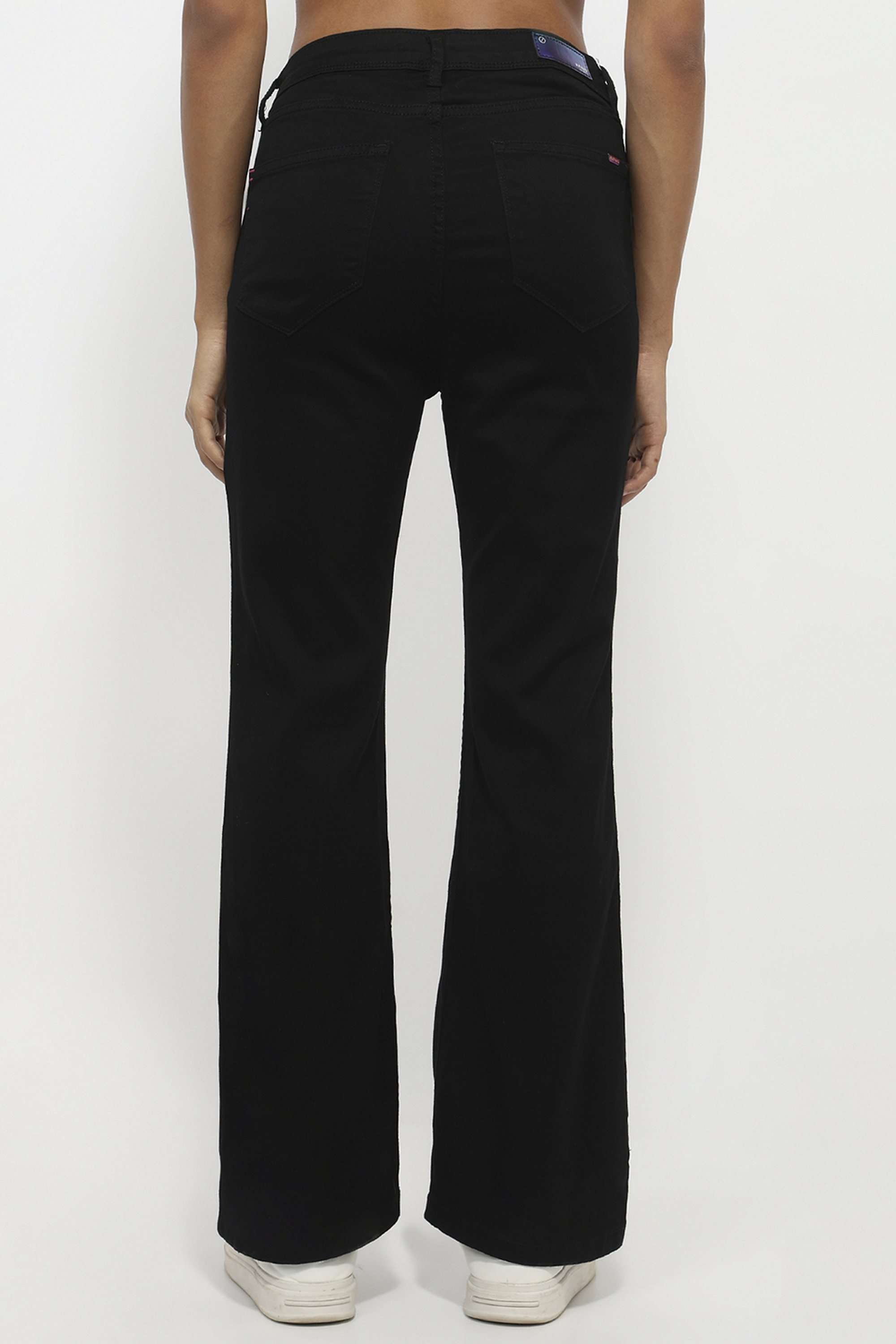 Solid-Relaxed-Fit-Blended-Fabric-Women-s-Casual-Wear-Jeans