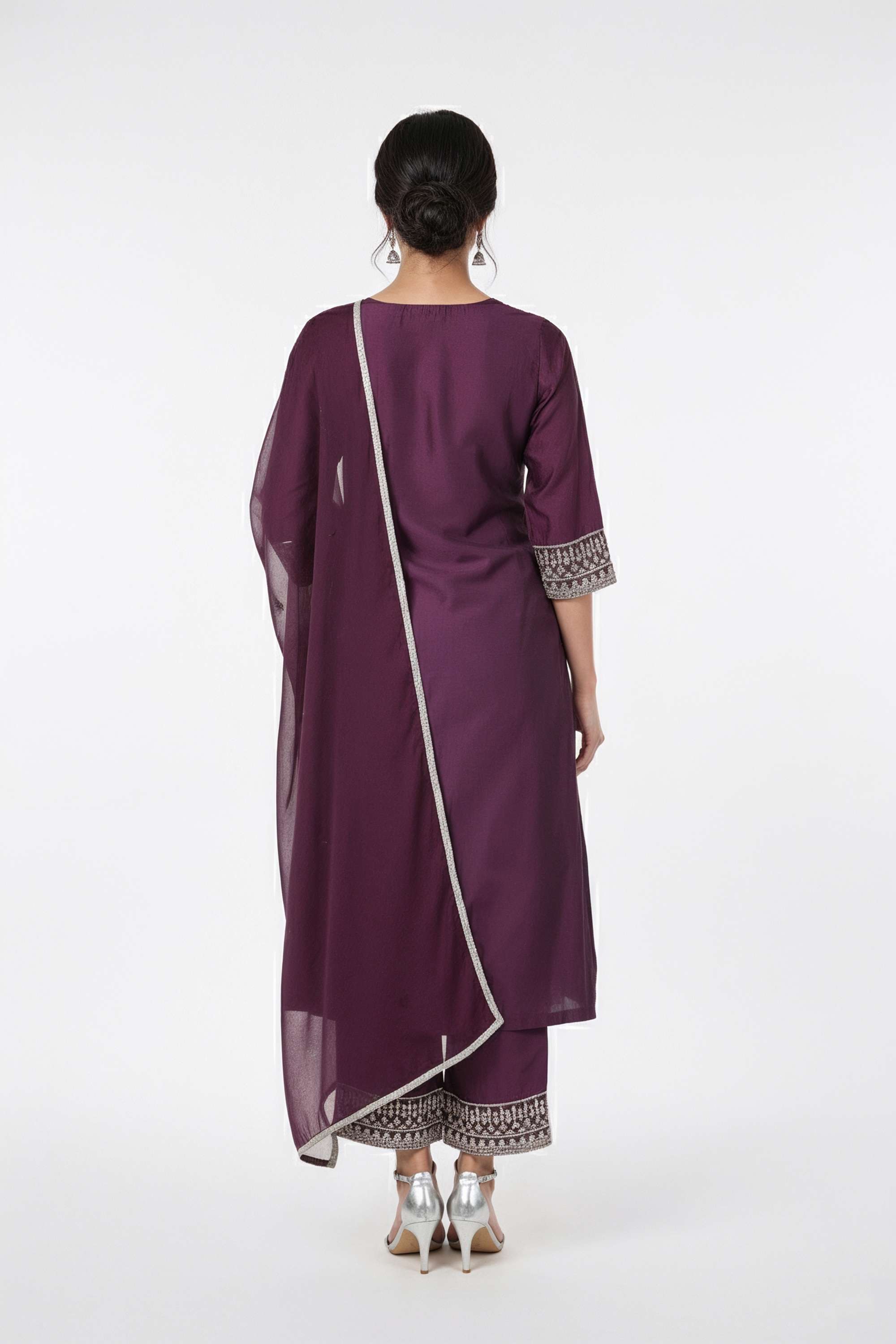 Embroidered-Blended-Fabric-Round-Neck-Women-Kurta-with-Pant-and-Dupatta