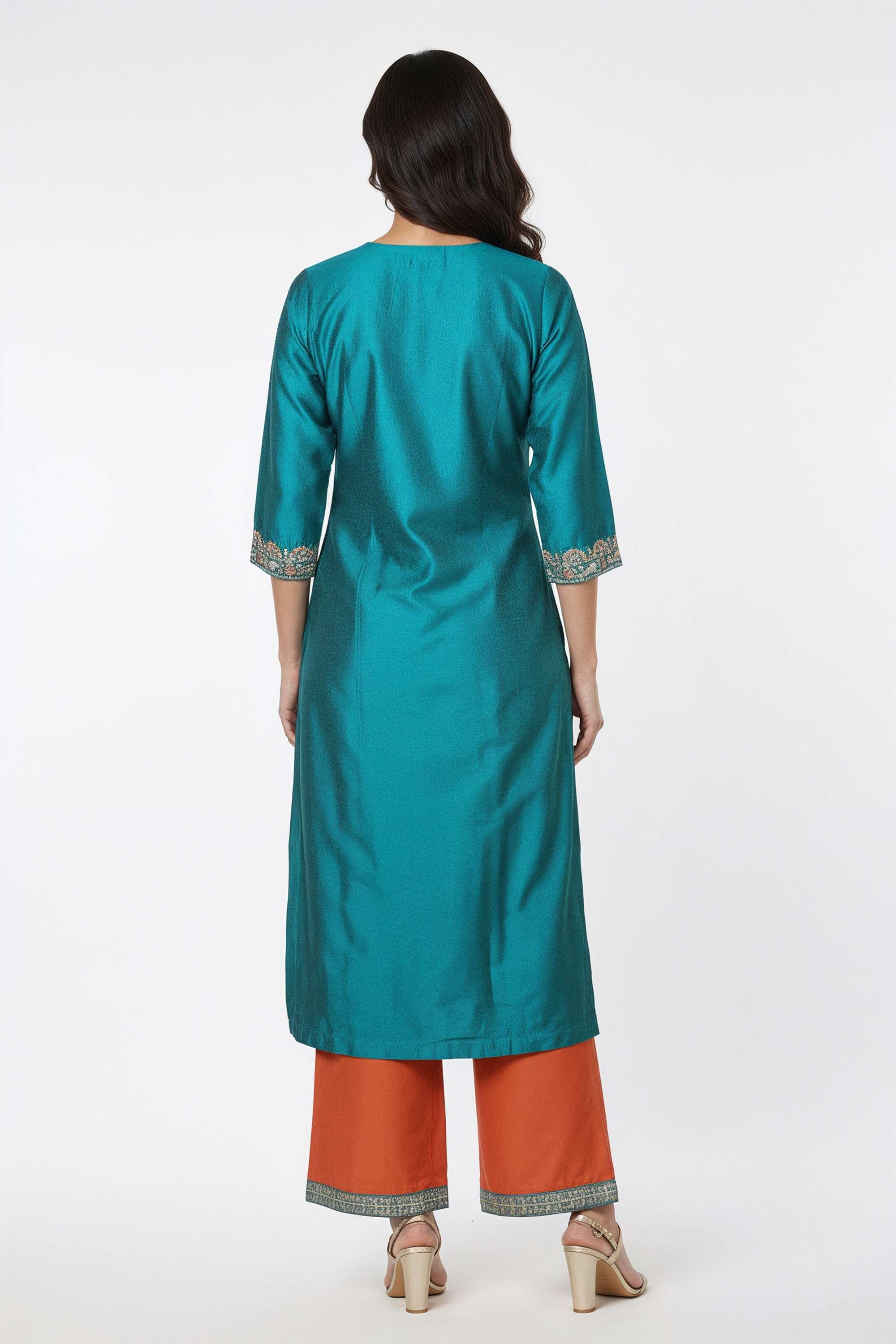 Embroidered-Blended-Fabric-Round-Neck-Women-Kurta-with-Pant-and-Dupatta
