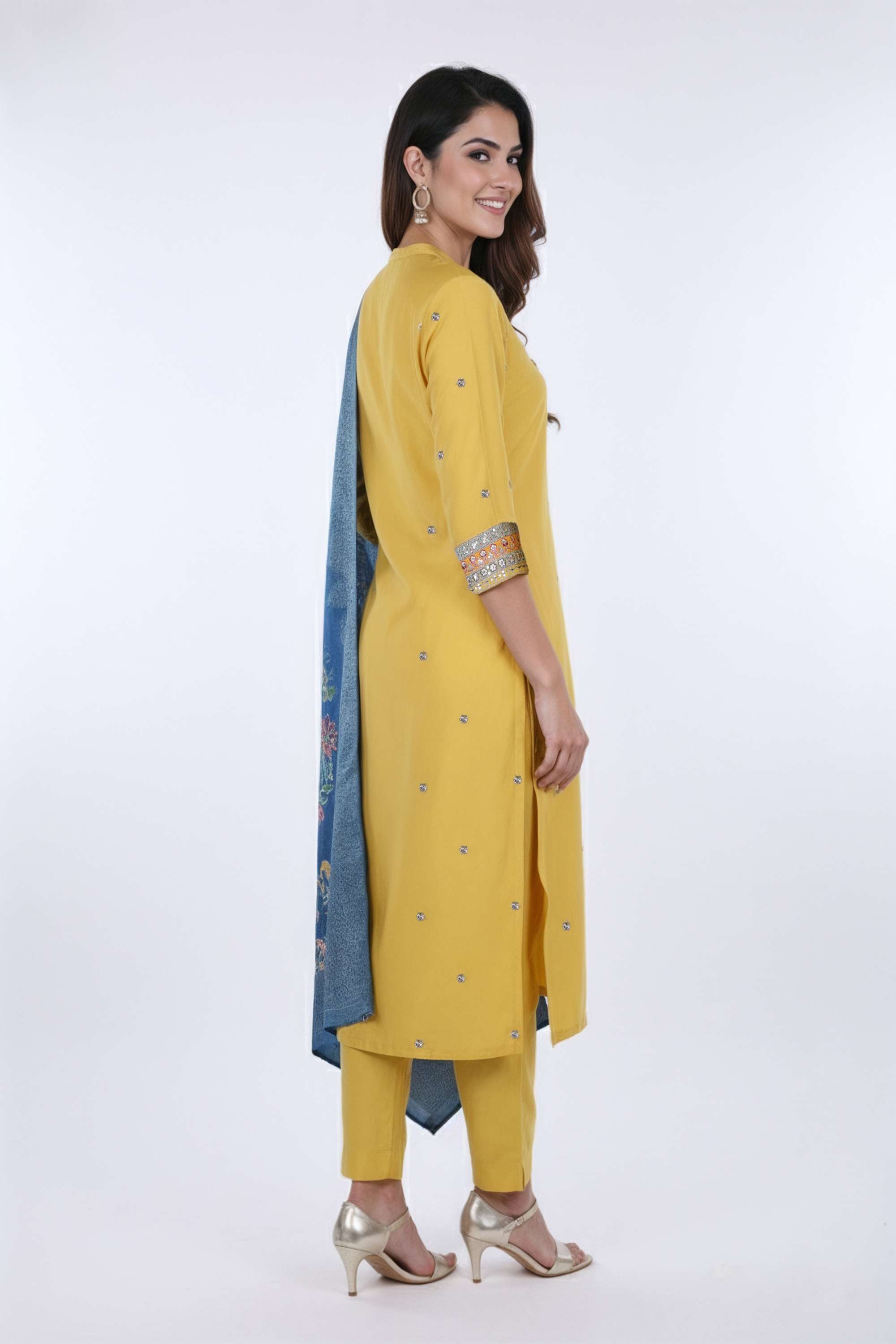 Embroidered-Blended-Fabric-Henley-Women-Kurta-with-Pant-and-Dupatta