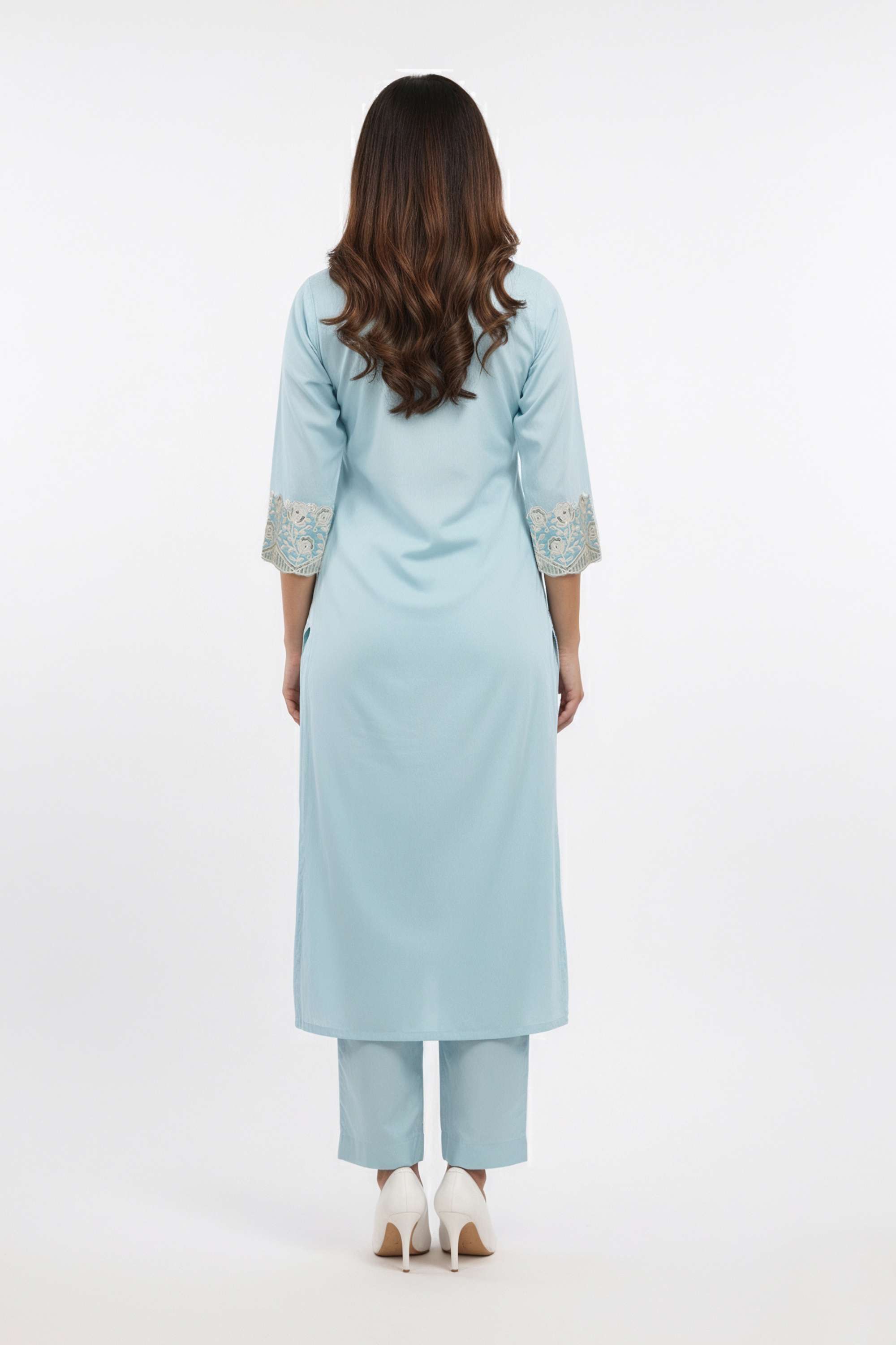 Embroidered-Blended-Fabric-Round-Neck-Women-Kurta-with-Pant-and-Dupatta