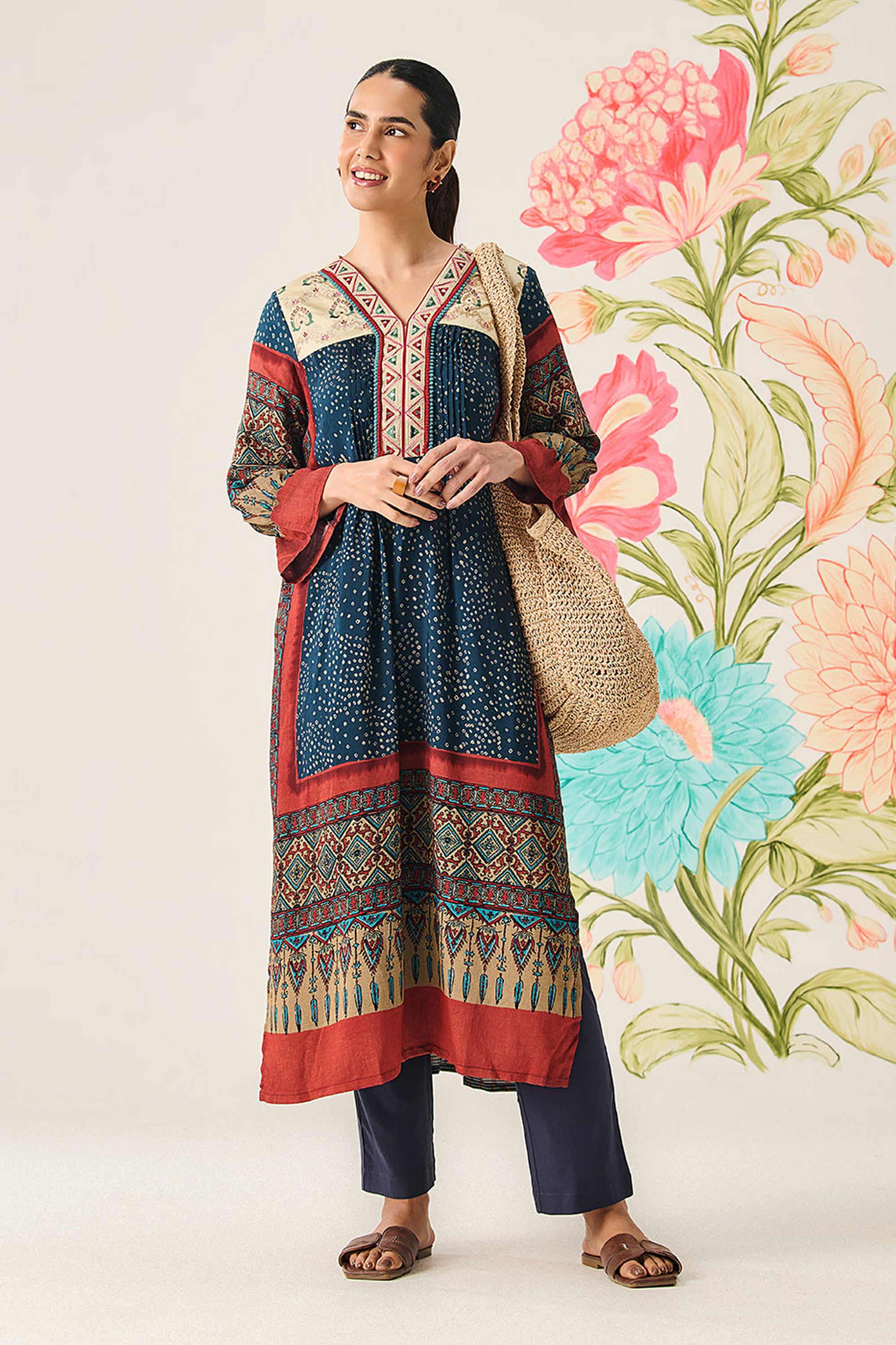 Printed-Cotton-V-Neck-Women-Kurta