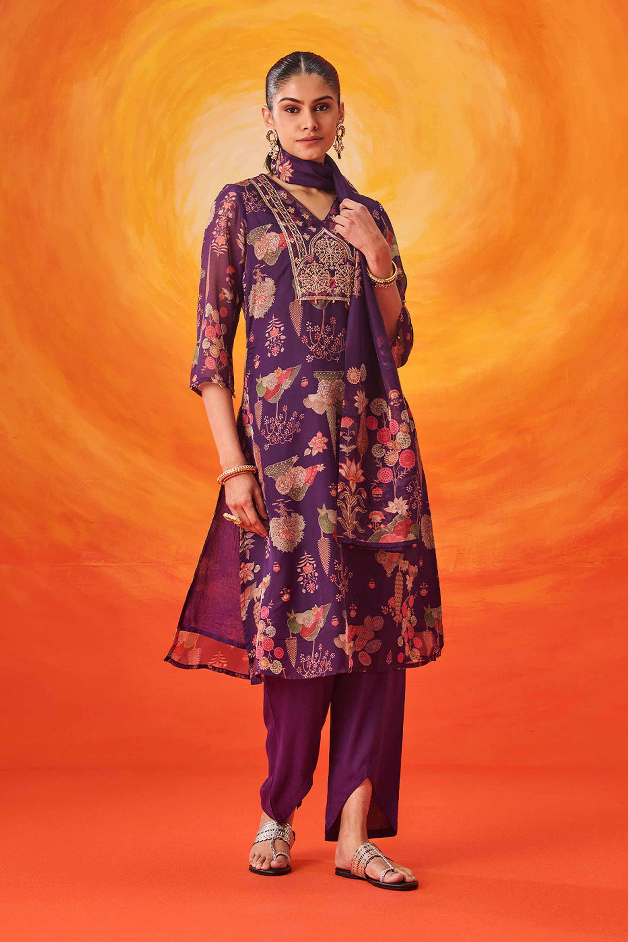 Printed-Cotton-V-Neck-Women-Kurta-with-Pant-and-Dupatta
