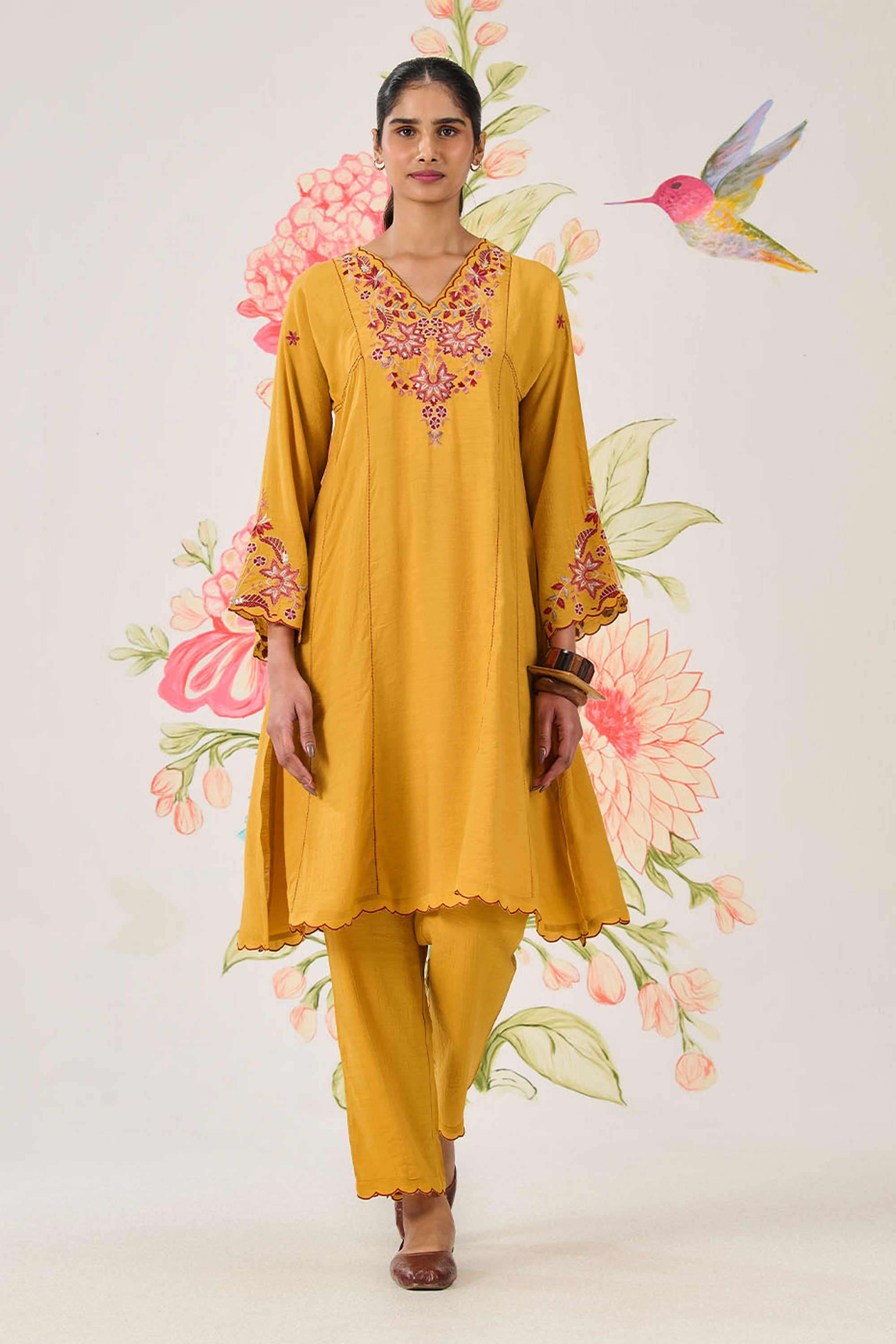 Embroidered-Cotton-V-Neck-Women-Kurta-with-Pant