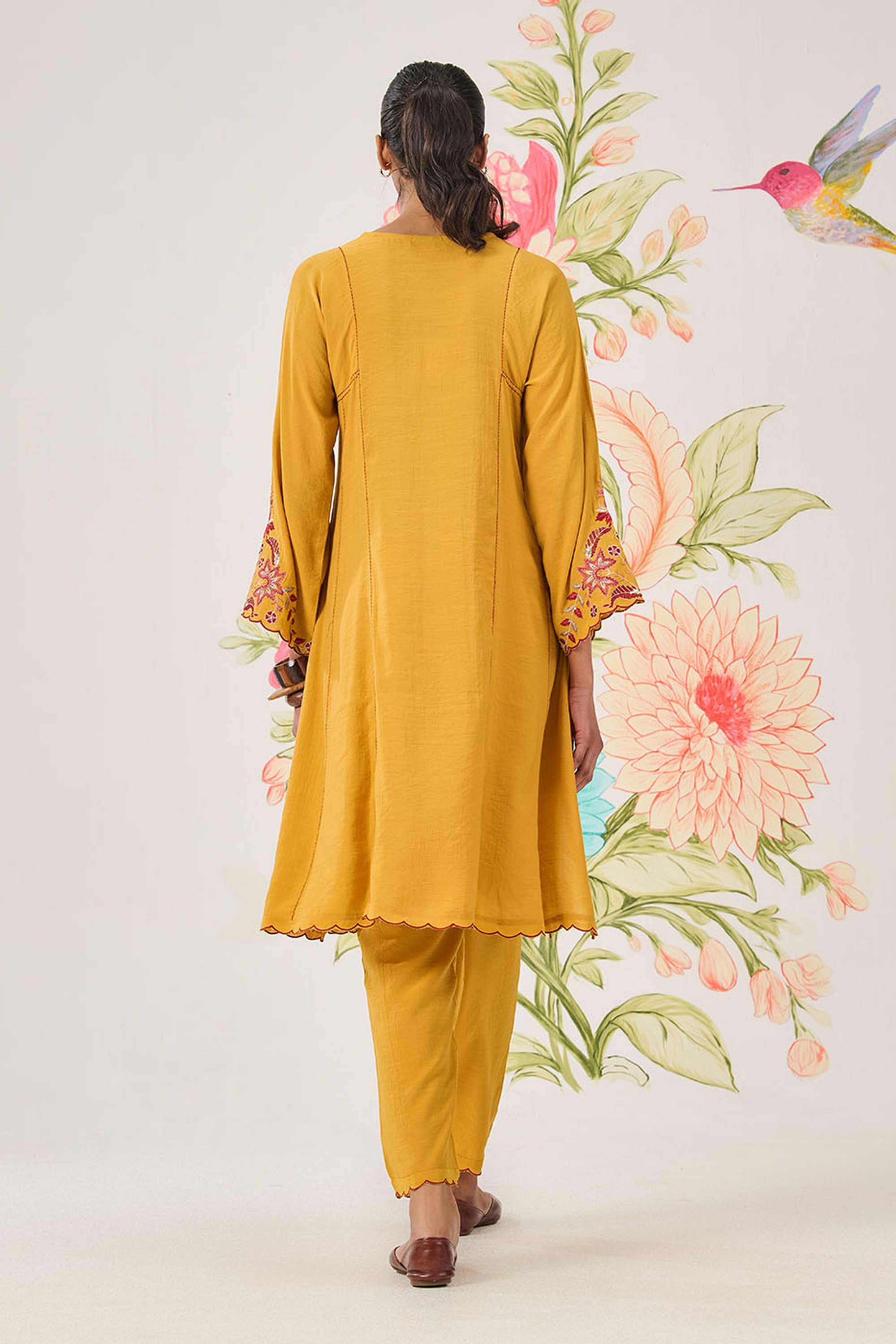 Embroidered-Cotton-V-Neck-Women-Kurta-with-Pant
