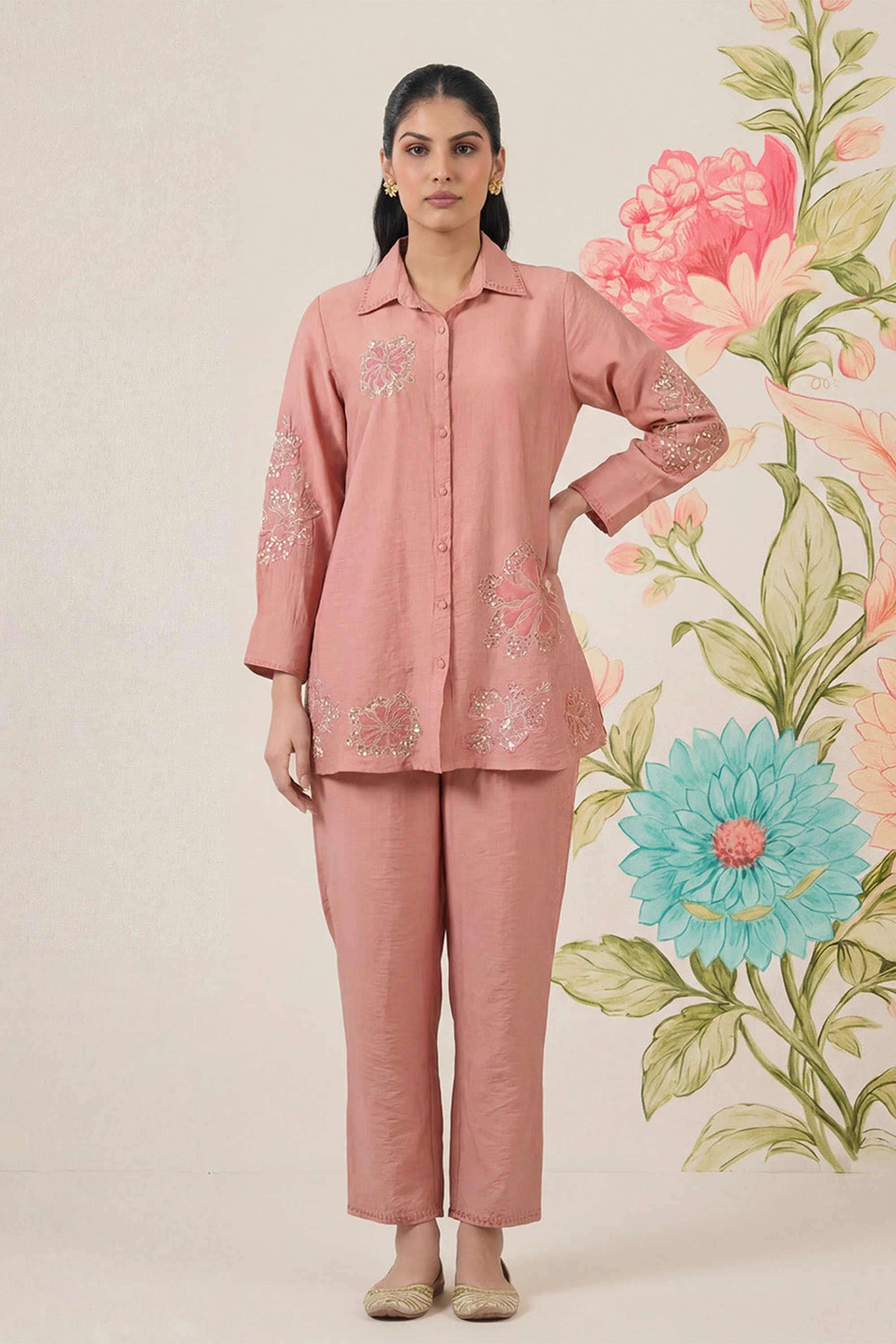 Embroidered-Cotton-Collared-Women-Kurta-with-Pant